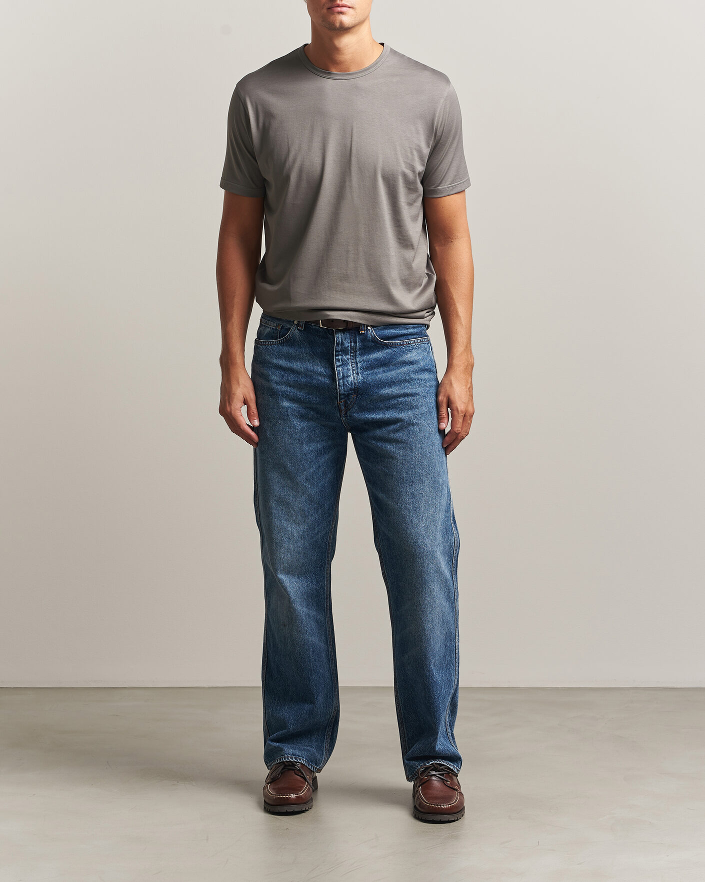 Homme | T-shirts | Sunspel | Crew Neck Q82 Cotton T-Shirt Smoke Grey