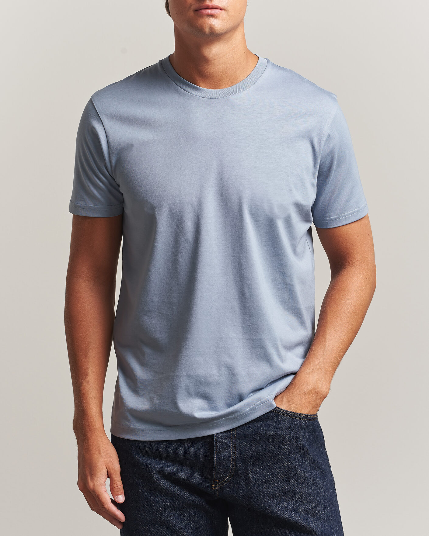 Homme | T-shirts | Sunspel | Riviera Midweight T-Shirt Powder Blue