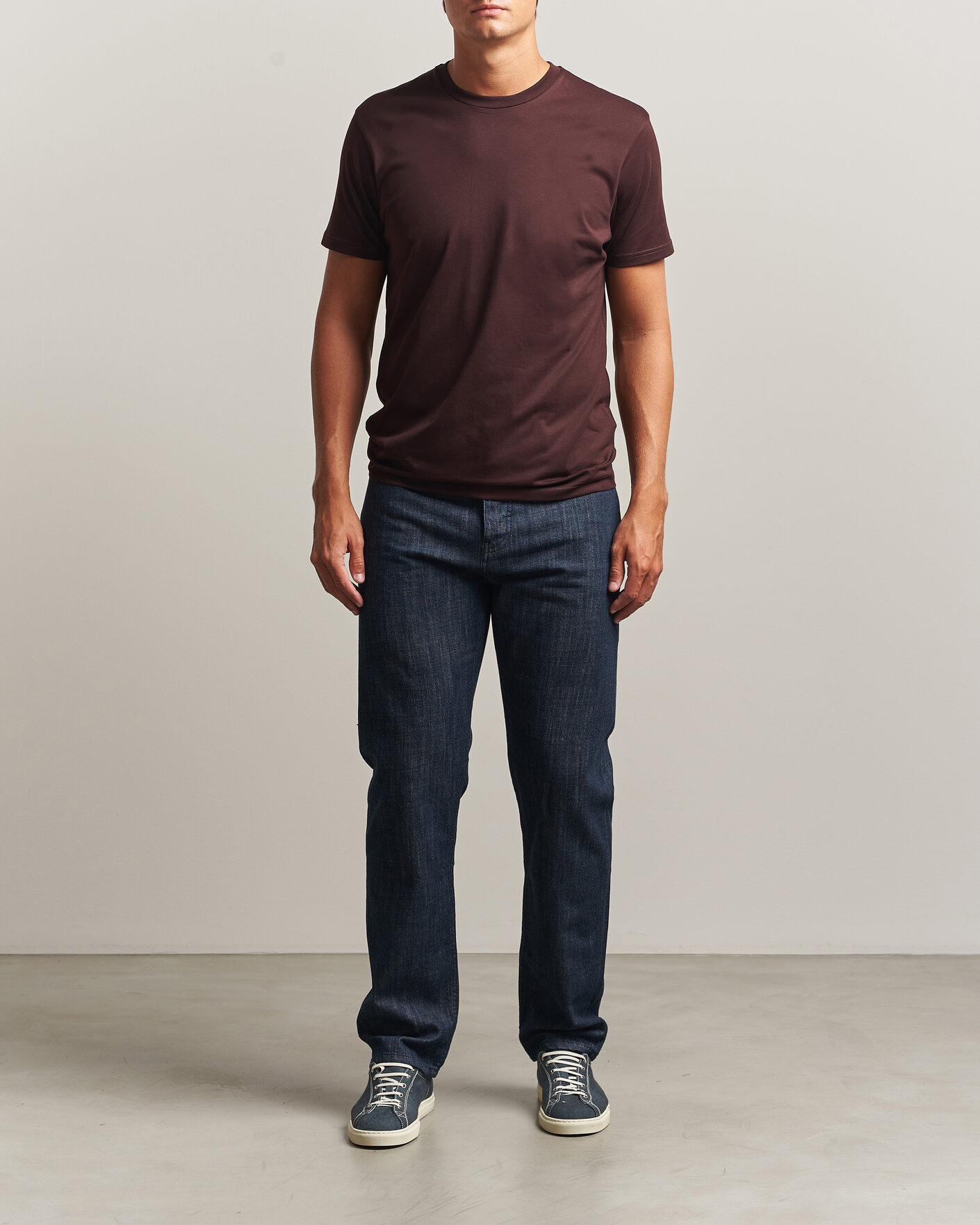 Homme | T-shirts | Sunspel | Riviera Midweight T-Shirt Dark Brown