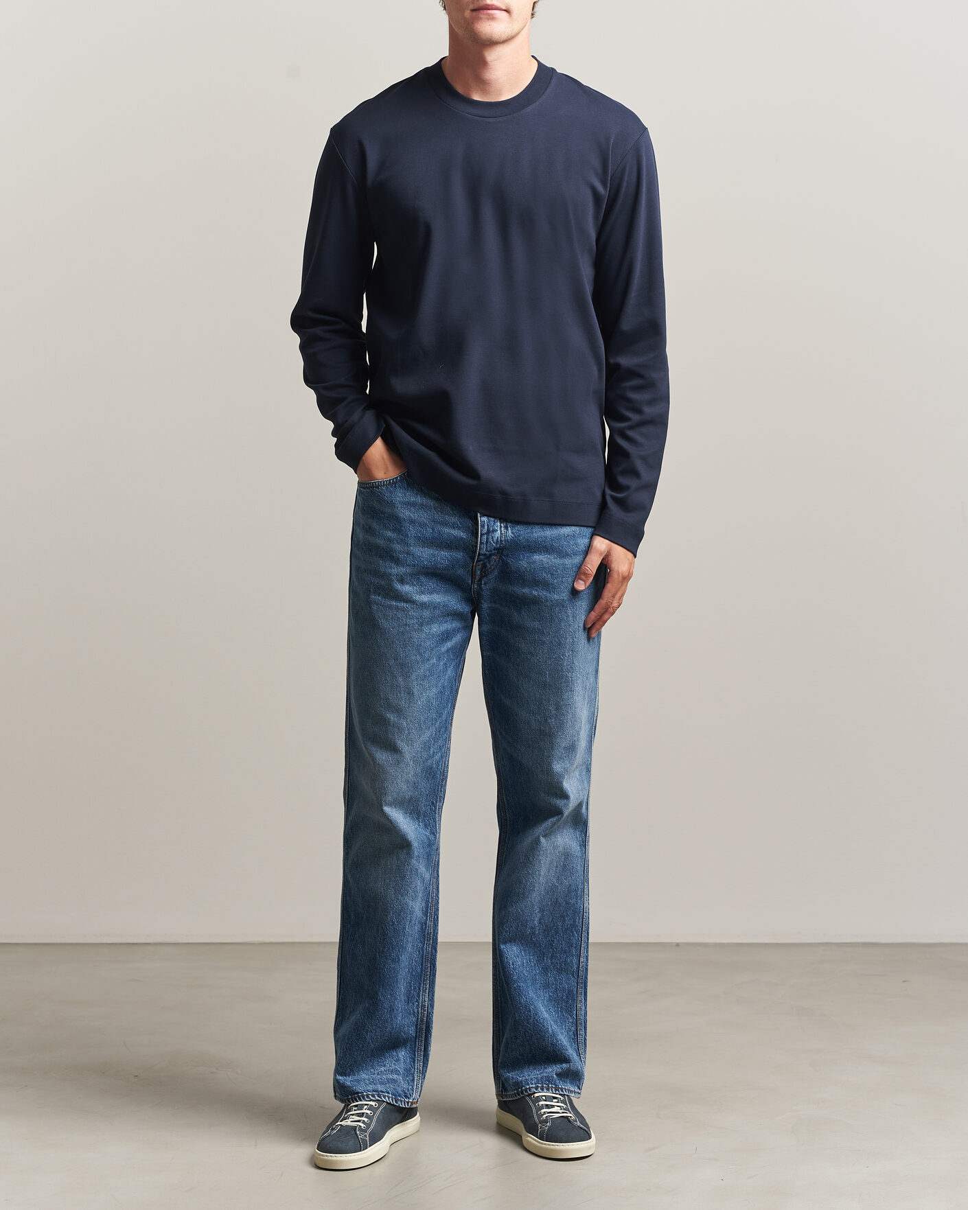 Homme | T-shirts | Sunspel | Heavy Weight Supima Cotton Long Sleeve T-Shirt Navy