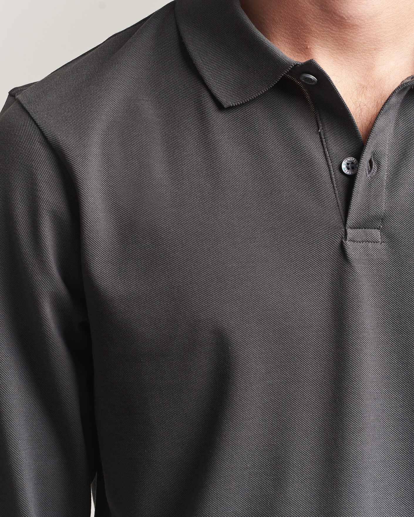 Homme | Polos | Sunspel | Supima Cotton Long Sleeve Pique Polo Anthracite
