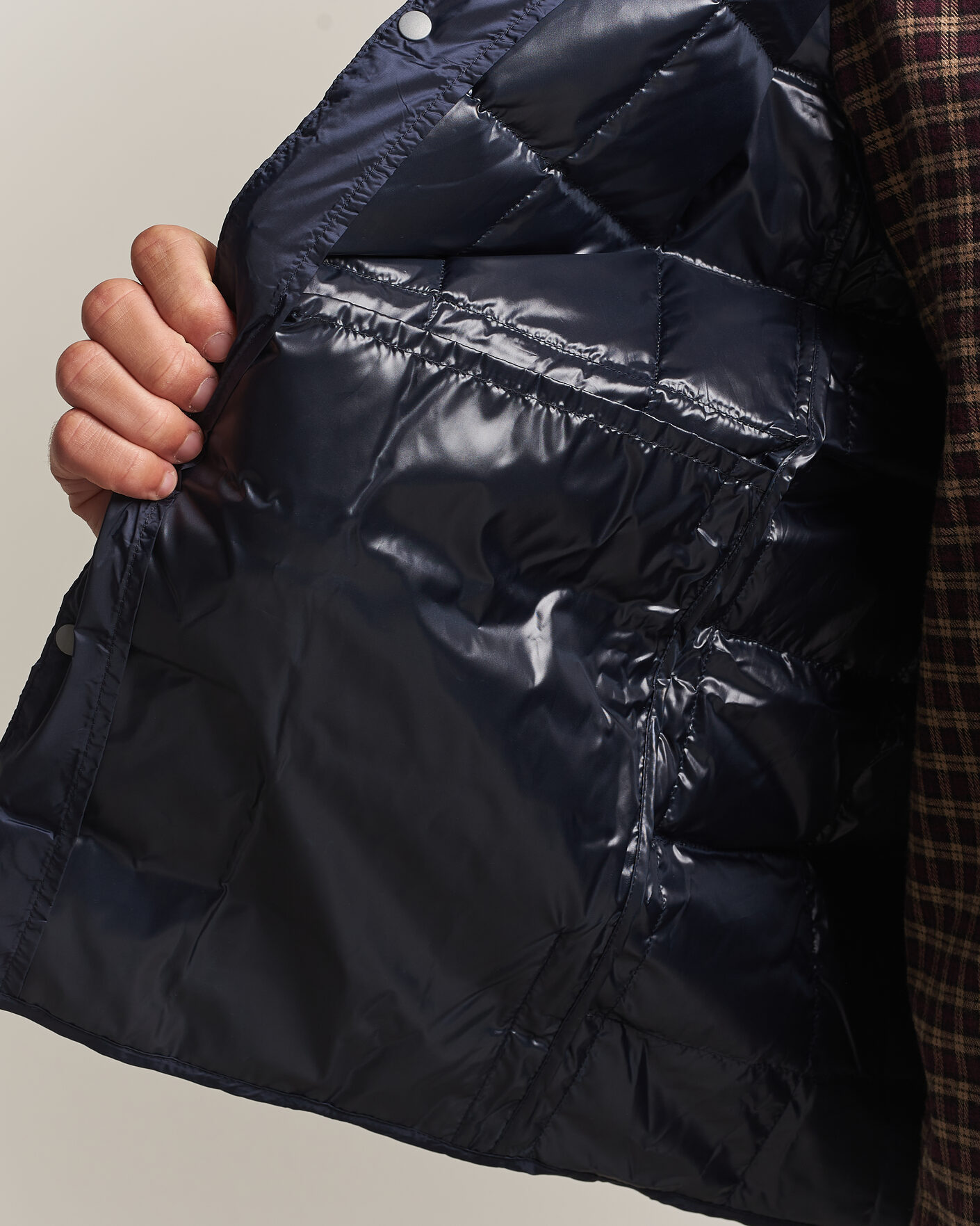 Homme | Gilets | TAION | V-Neck Lightweight Down Vest Dark Navy