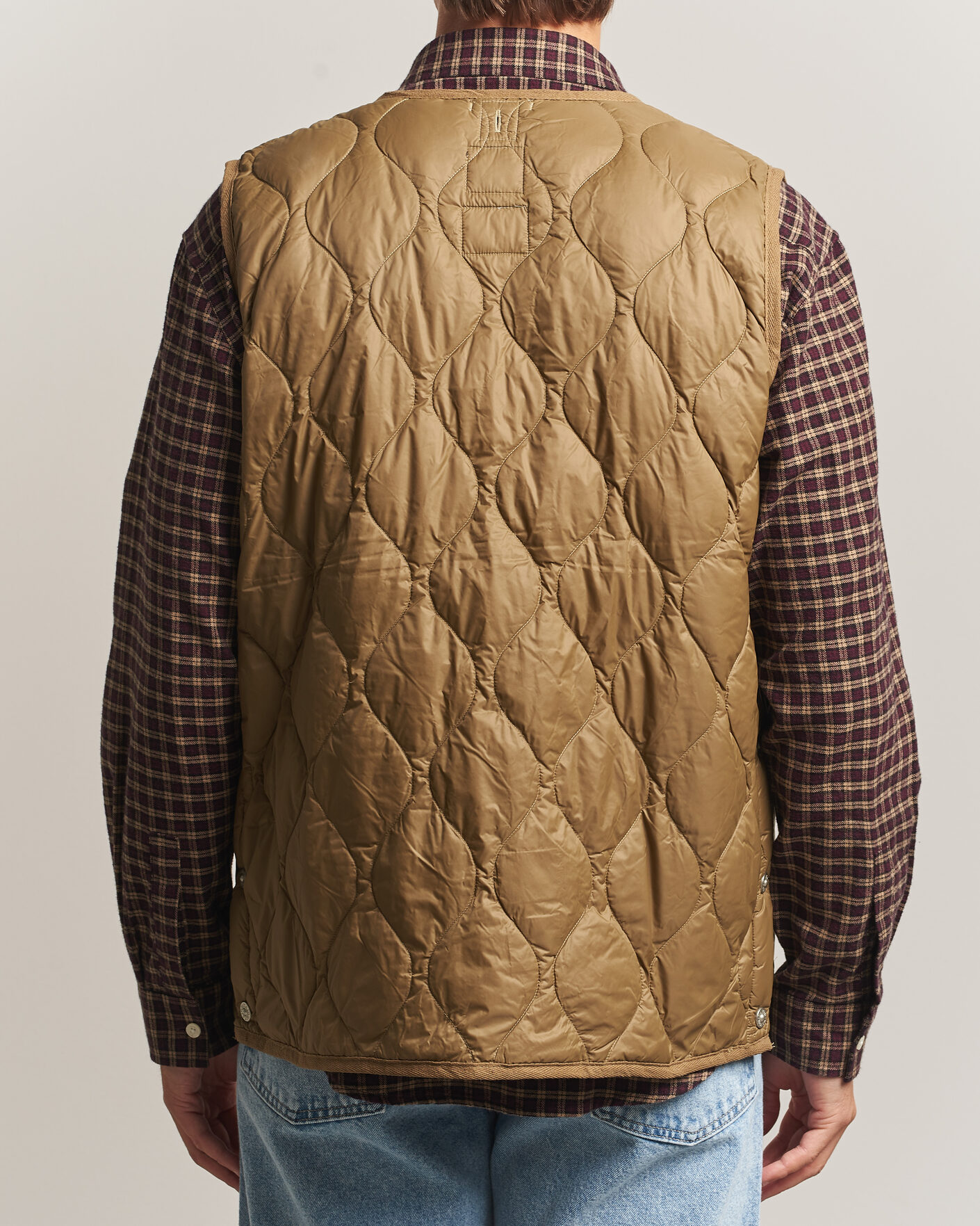 Homme | Gilets | TAION | Military Crew Neck Down Vest Dark Khaki Olive