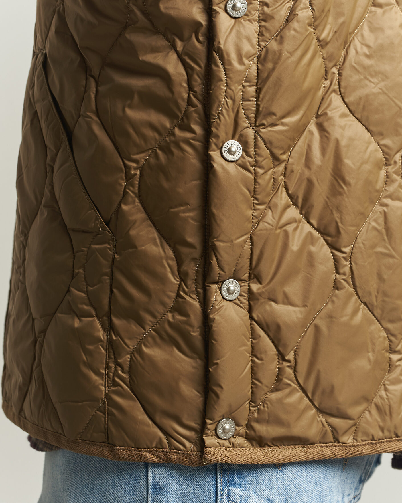Homme | Gilets | TAION | Military Crew Neck Down Vest Dark Khaki Olive