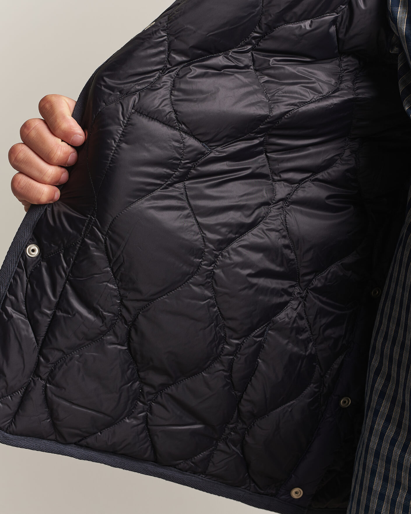Homme | Gilets | TAION | Military Crew Neck Down Vest Dark Navy