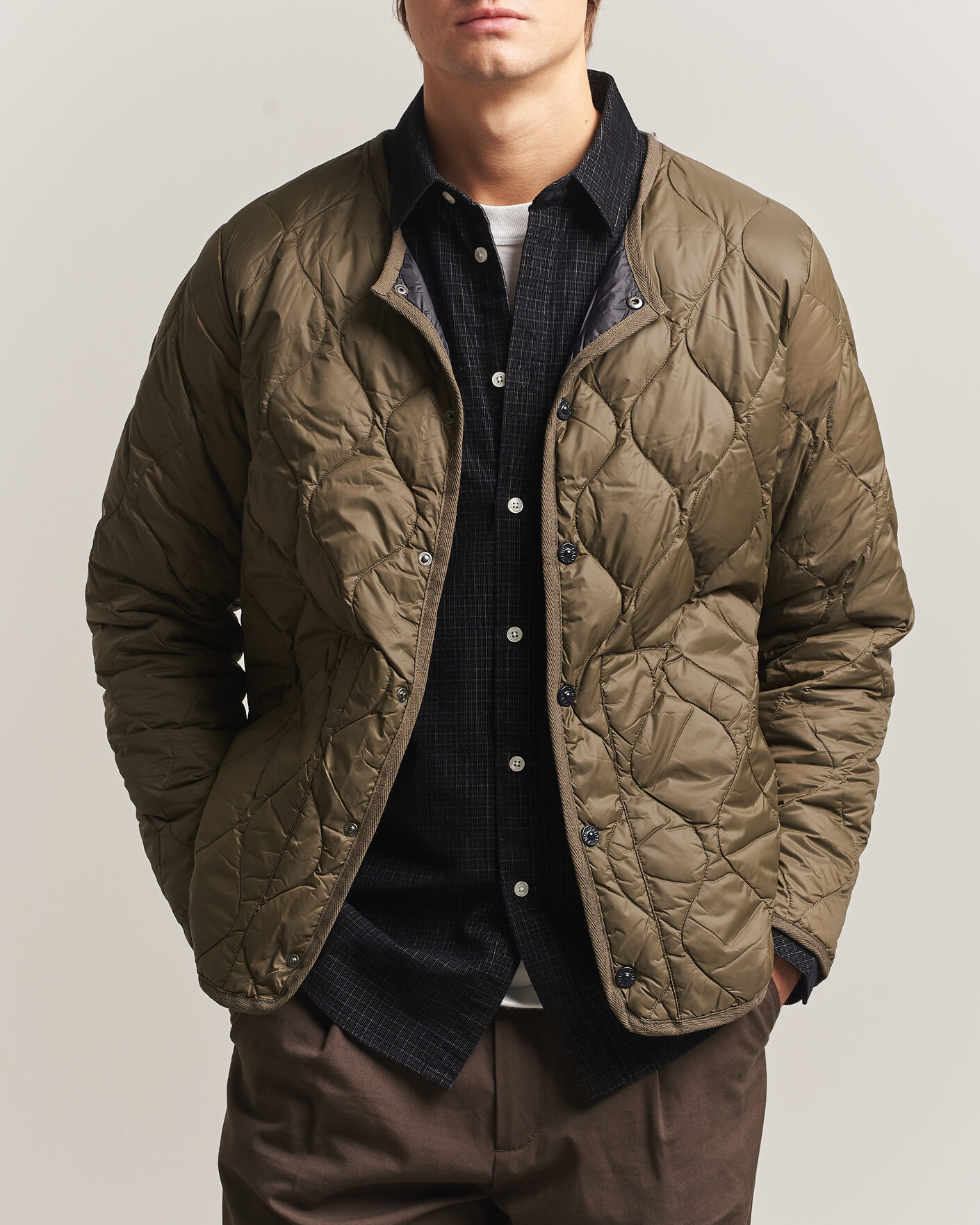 Homme | Manteaux Et Vestes | TAION | Military Crew Neck Down Jacket Dark Olive