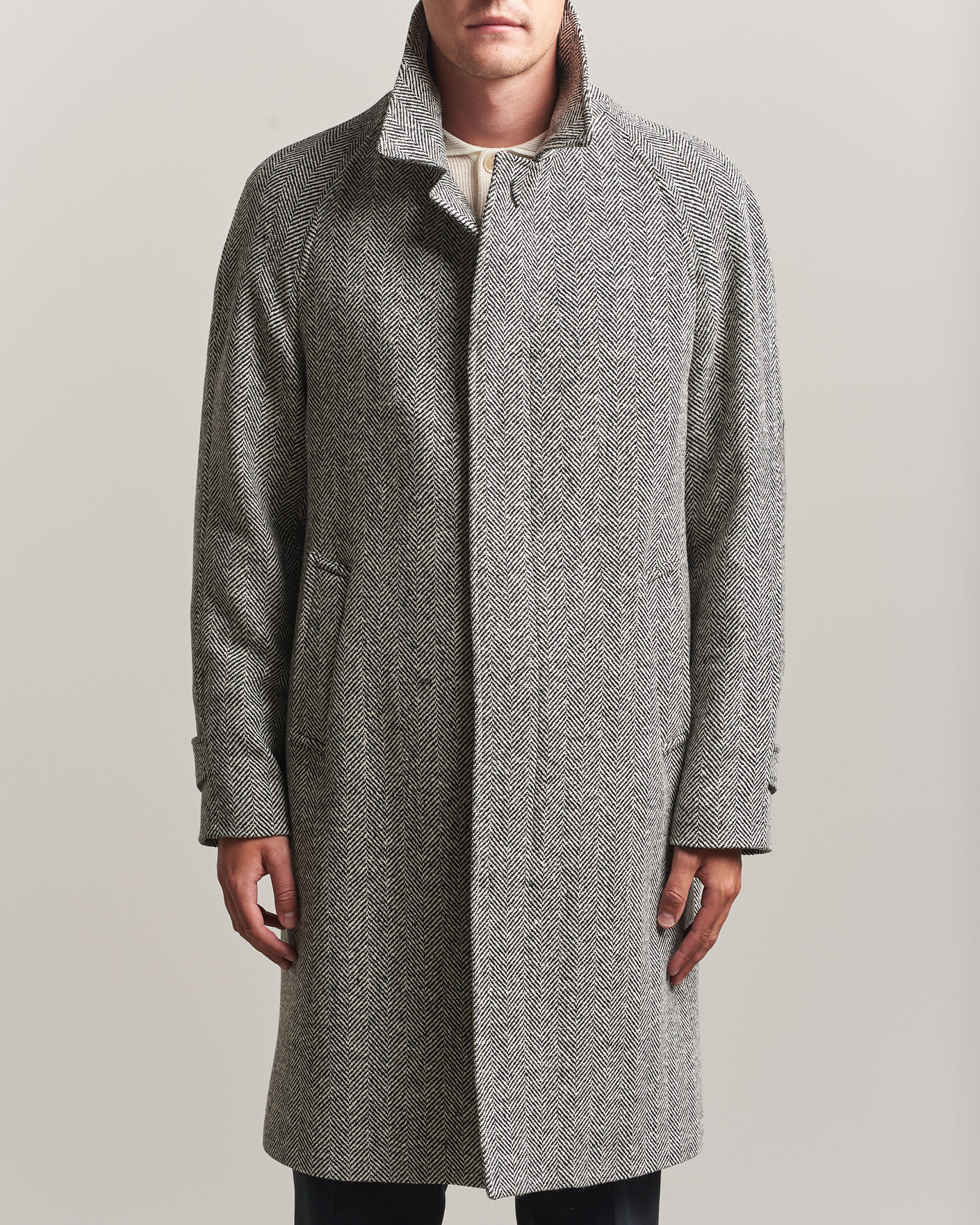 Homme | Manteaux Et Vestes | Lardini | Wool Herringbone Raglan Coat Dark Grey