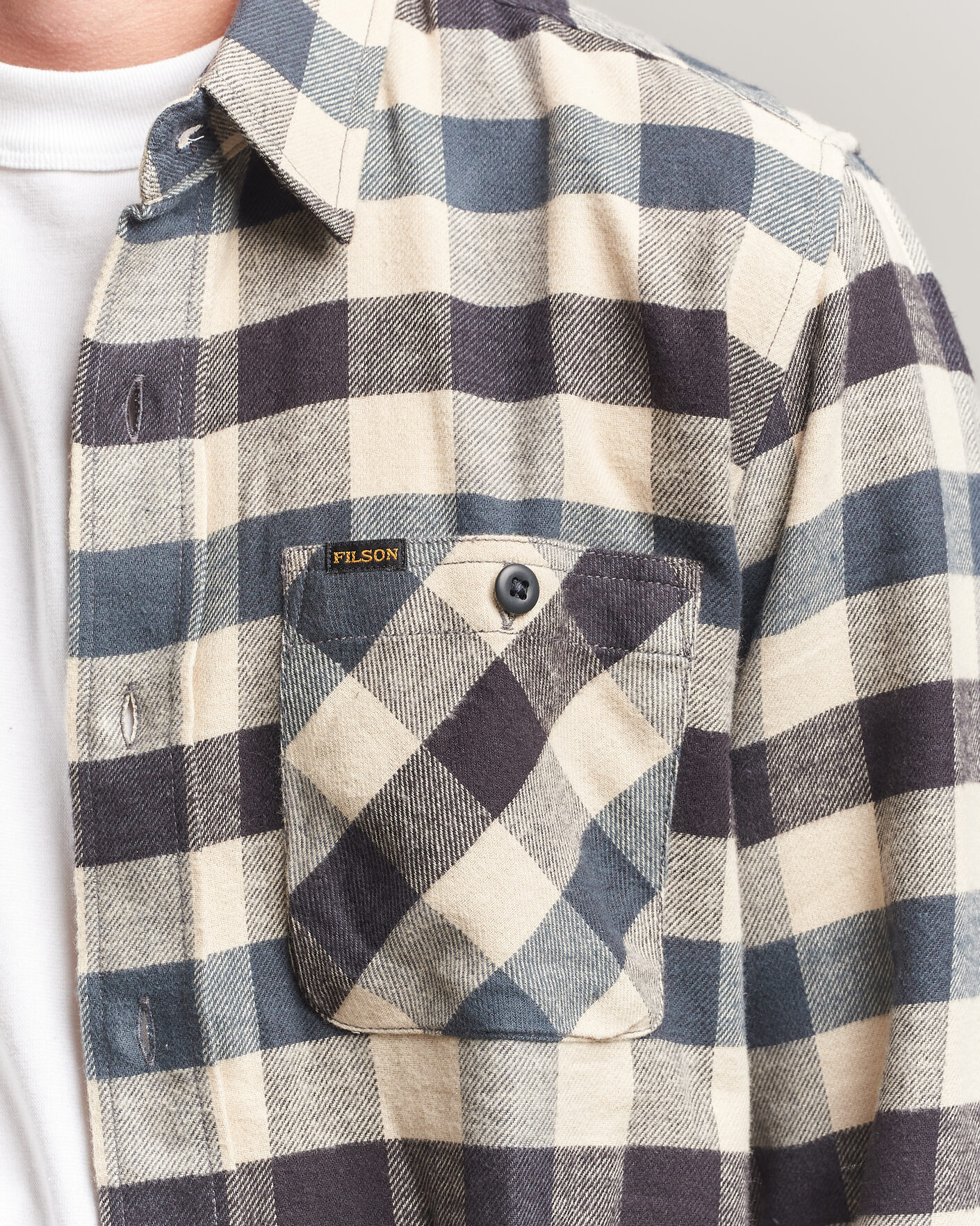 Homme | Chemises | Filson | The Rangeland Flannel Shirt Charcoal