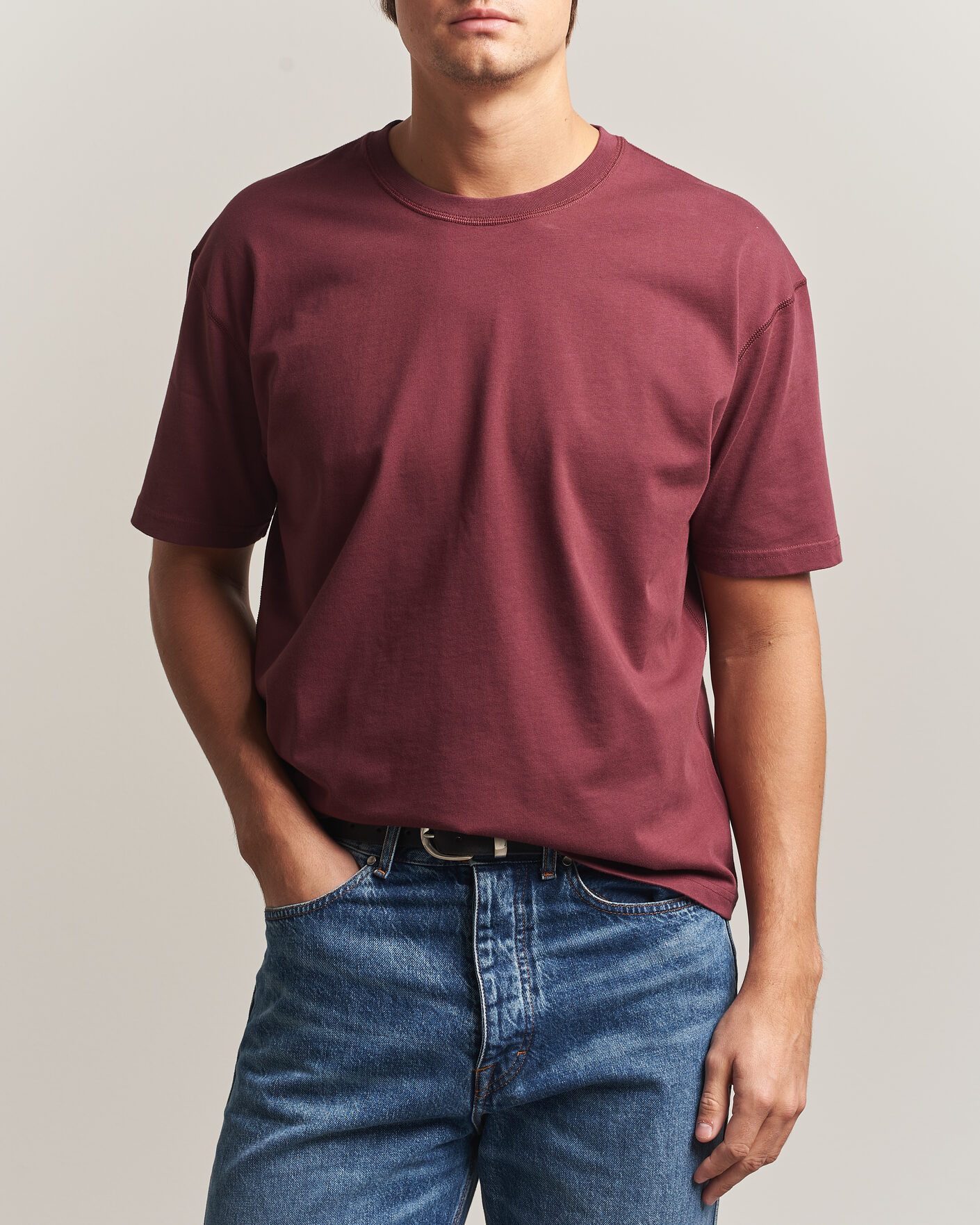 Homme | T-shirts | Drake's | O´Clock Back Print Hiking T-Shirt Dark Plum