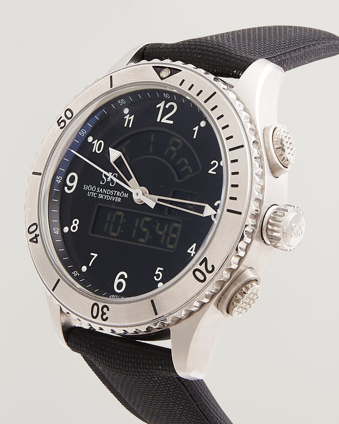 Homme | Pre-Owned & Vintage Watches | Sjöö Sandström Pre-Owned | UTC Skydiver