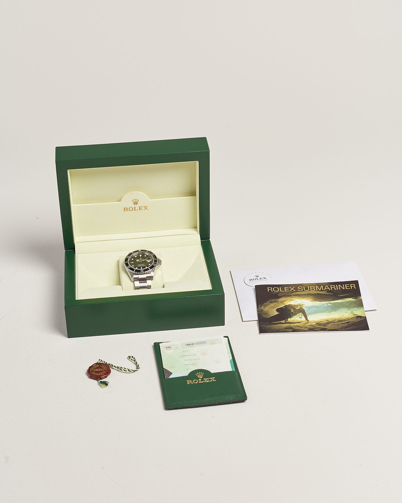 Homme | Pre-Owned & Vintage Watches | Rolex Pre-Owned | Submariner Date