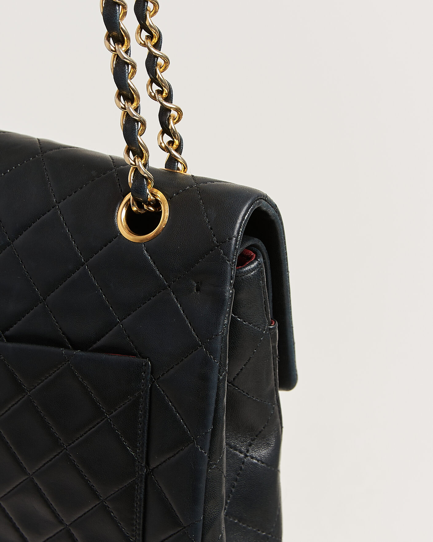 Homme | Pre-Owned & Vintage Bags | Chanel Pre-Owned | Classic Medium Square Double Flap Bag Lambskin Black