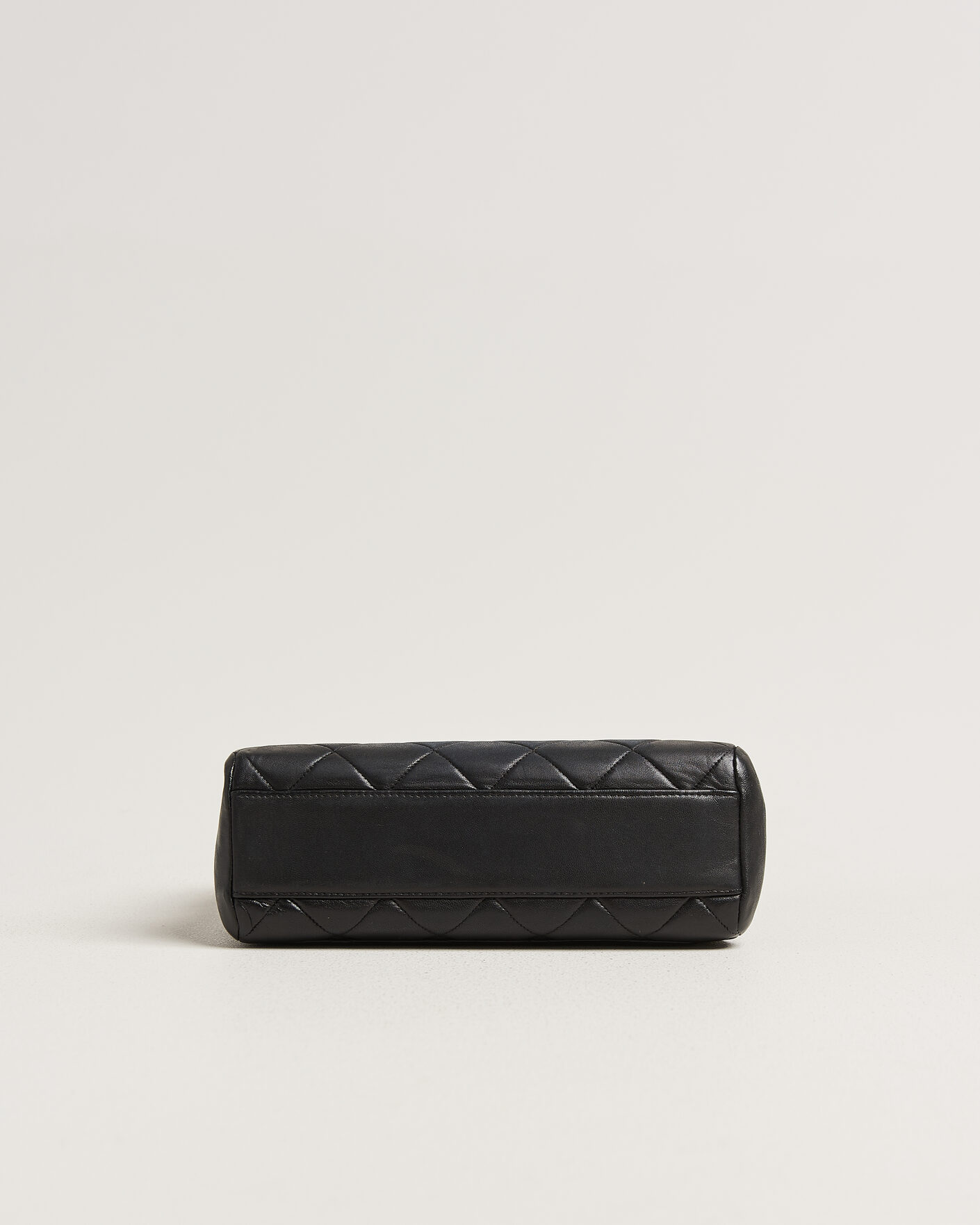 Homme | Pre-Owned & Vintage Bags | Chanel Pre-Owned | Single Flap Bag Lambskin Black