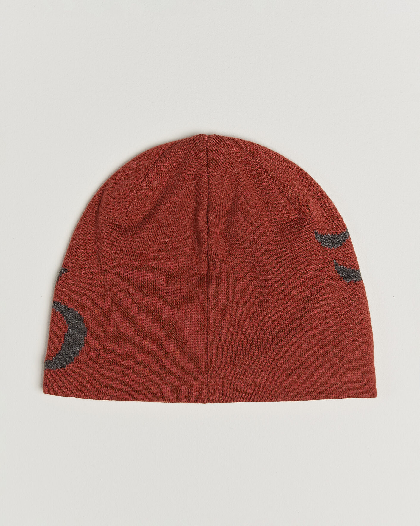 Homme | Bonnets | Rab | Logo Beanie Tuscan Red/Graphene