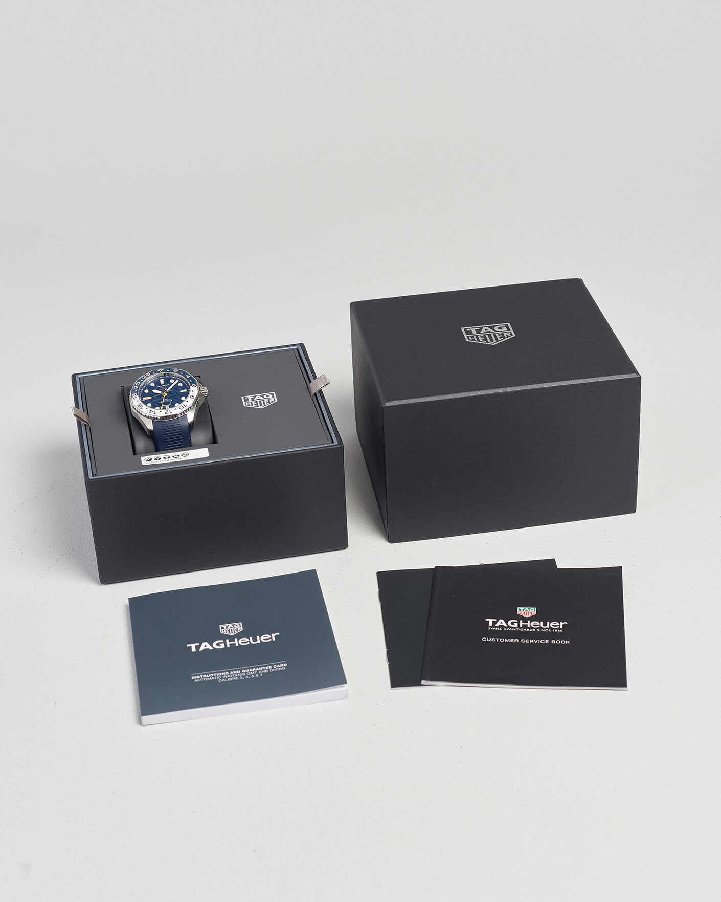 Homme | Pre-Owned & Vintage Watches | Tag Heuer Pre-Owned | Acuaracer GMT