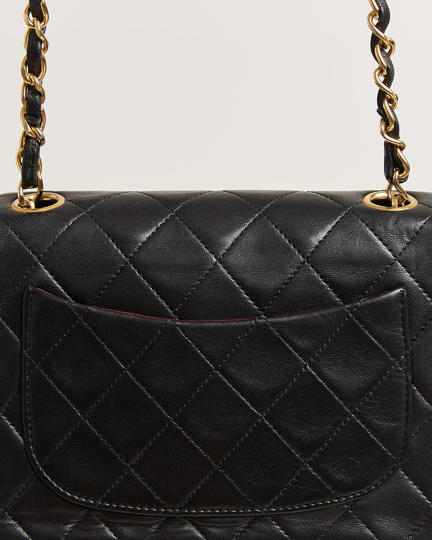 Homme | Pre-Owned & Vintage Bags | Chanel Pre-Owned | Classic Mini Square Single Flap Bag Lambskin Black
