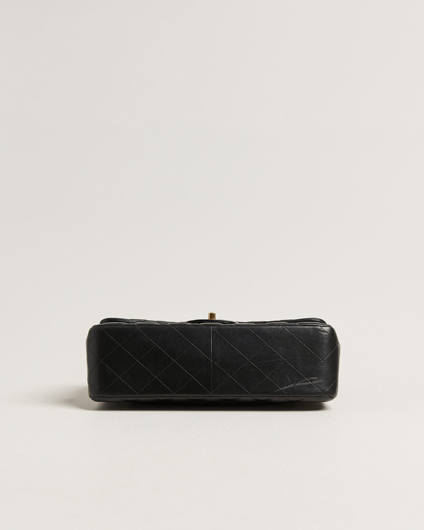 Homme | Pre-Owned & Vintage Bags | Chanel Pre-Owned | Classic Jumbo Double Flap Bag Lambskin Black