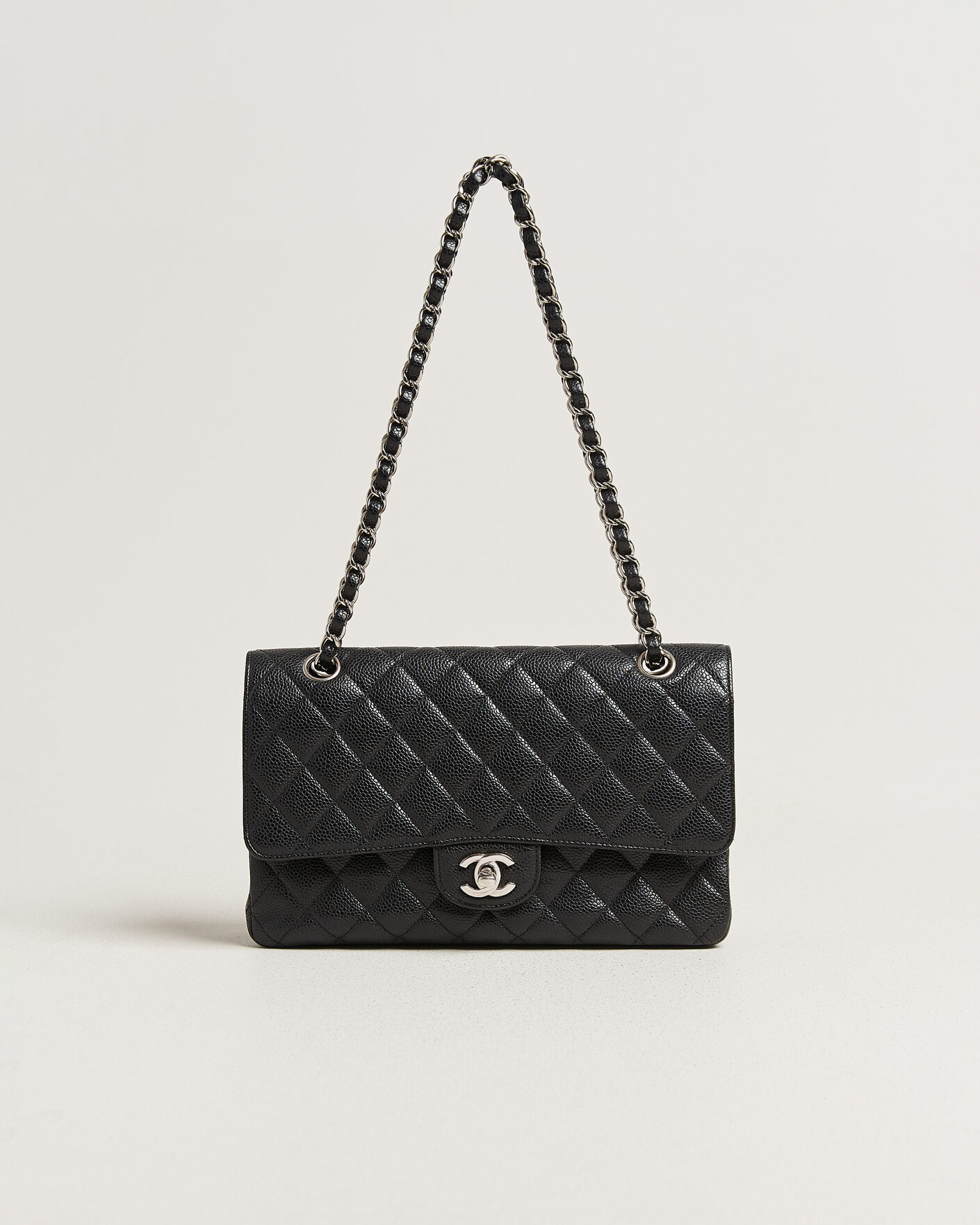 Homme | Pre-Owned & Vintage Bags | Chanel Pre-Owned | Classic Medium Single Flap Bag Caviar Black