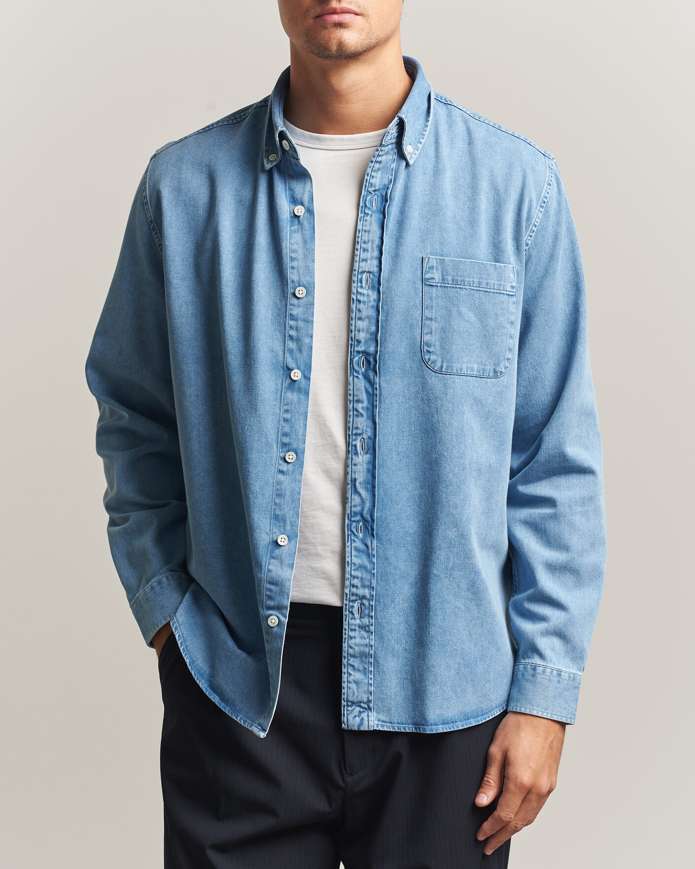 Homme | Chemises | A Day's March | Original Button Down Denim Shirt Light Blue