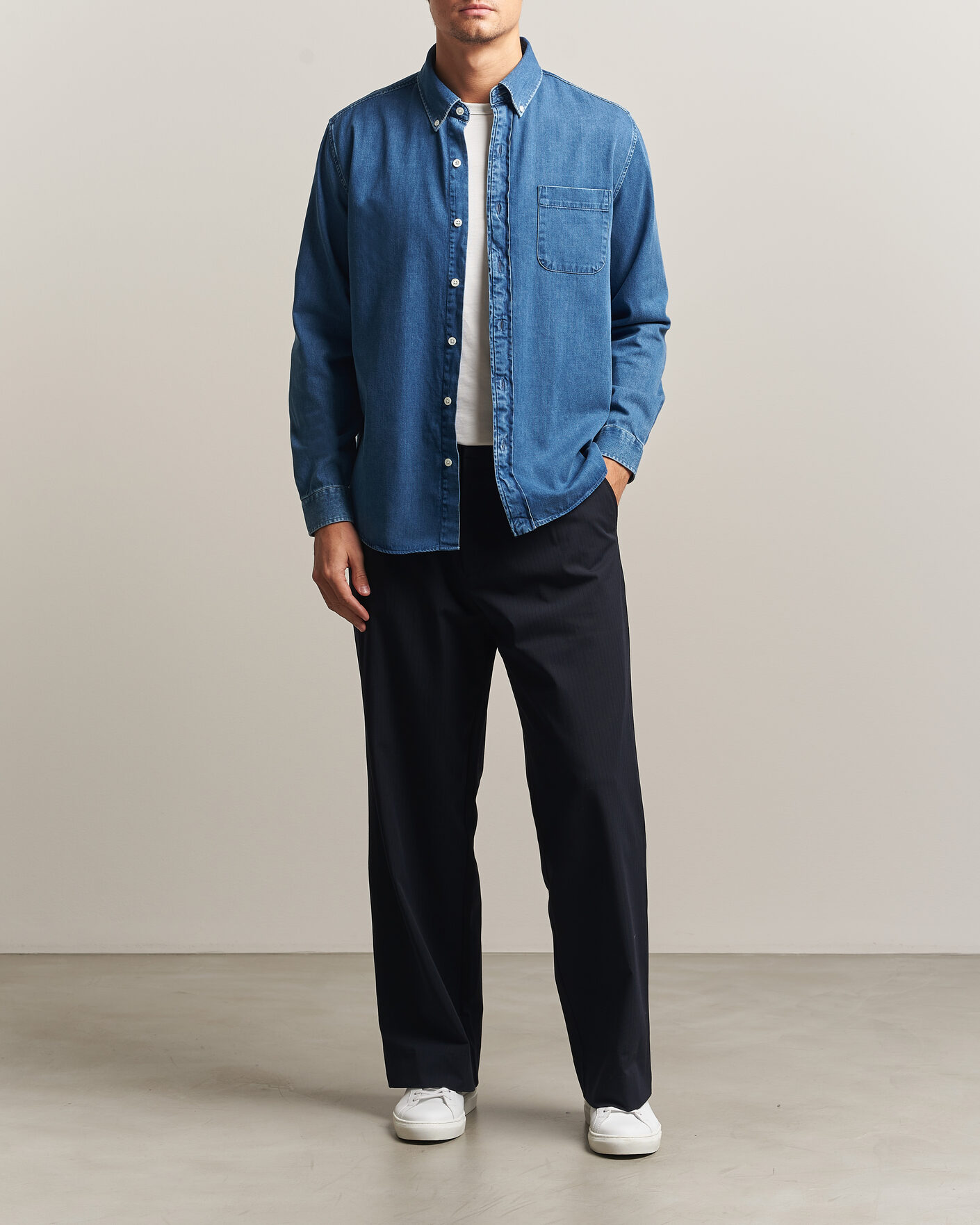 Homme | Chemises | A Day's March | Original Button Down Denim Shirt Mid Blue