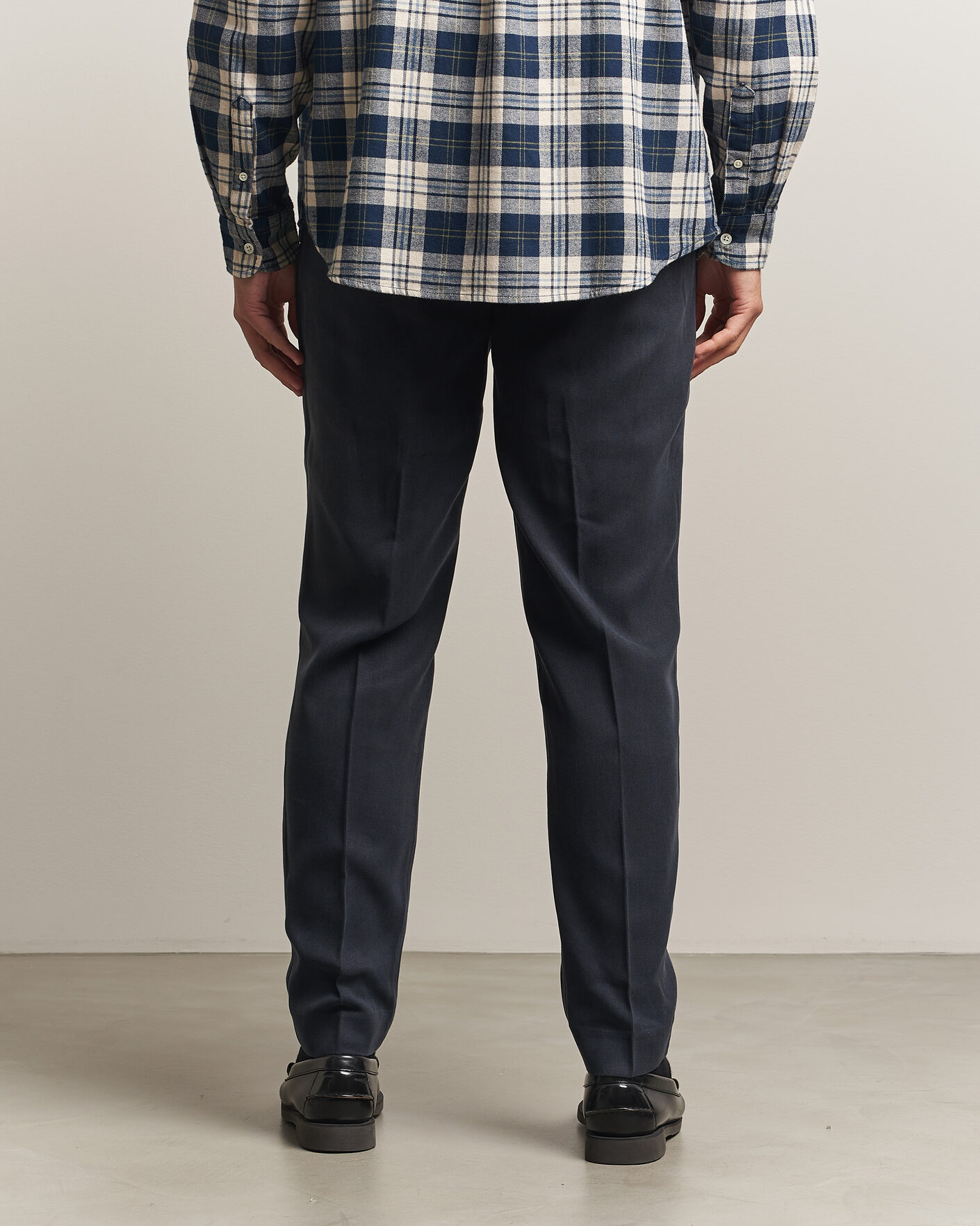 Homme | Pantalons | A Day's March | Smart Lyocell Trousers Navy