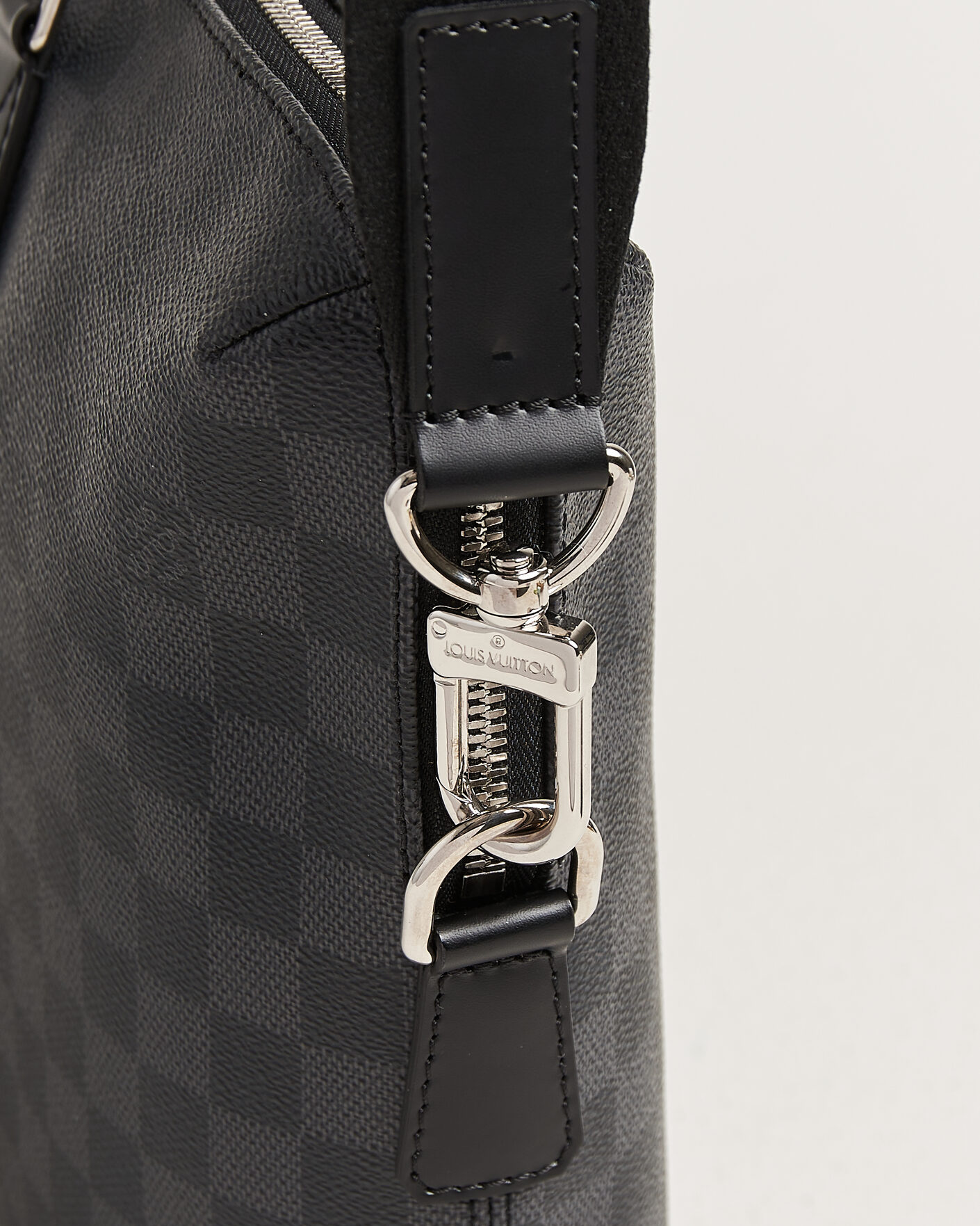 Homme | Pre-Owned & Vintage Bags | Louis Vuitton Pre-Owned | Porte Documents Bag Damier Graphite