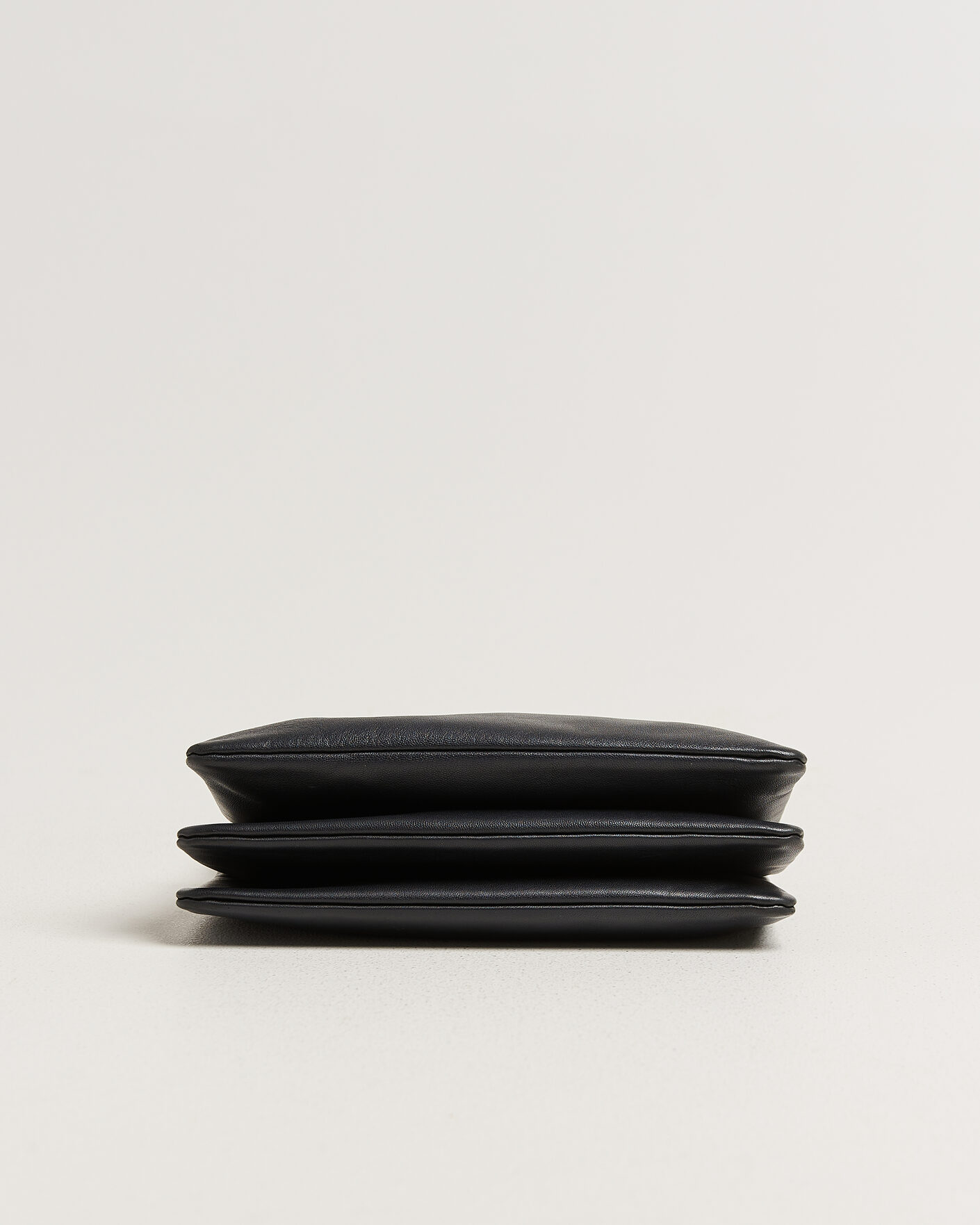 Homme | Pre-Owned & Vintage Bags | Celine Pre-Owned | Trio Bag Medium Leather Black