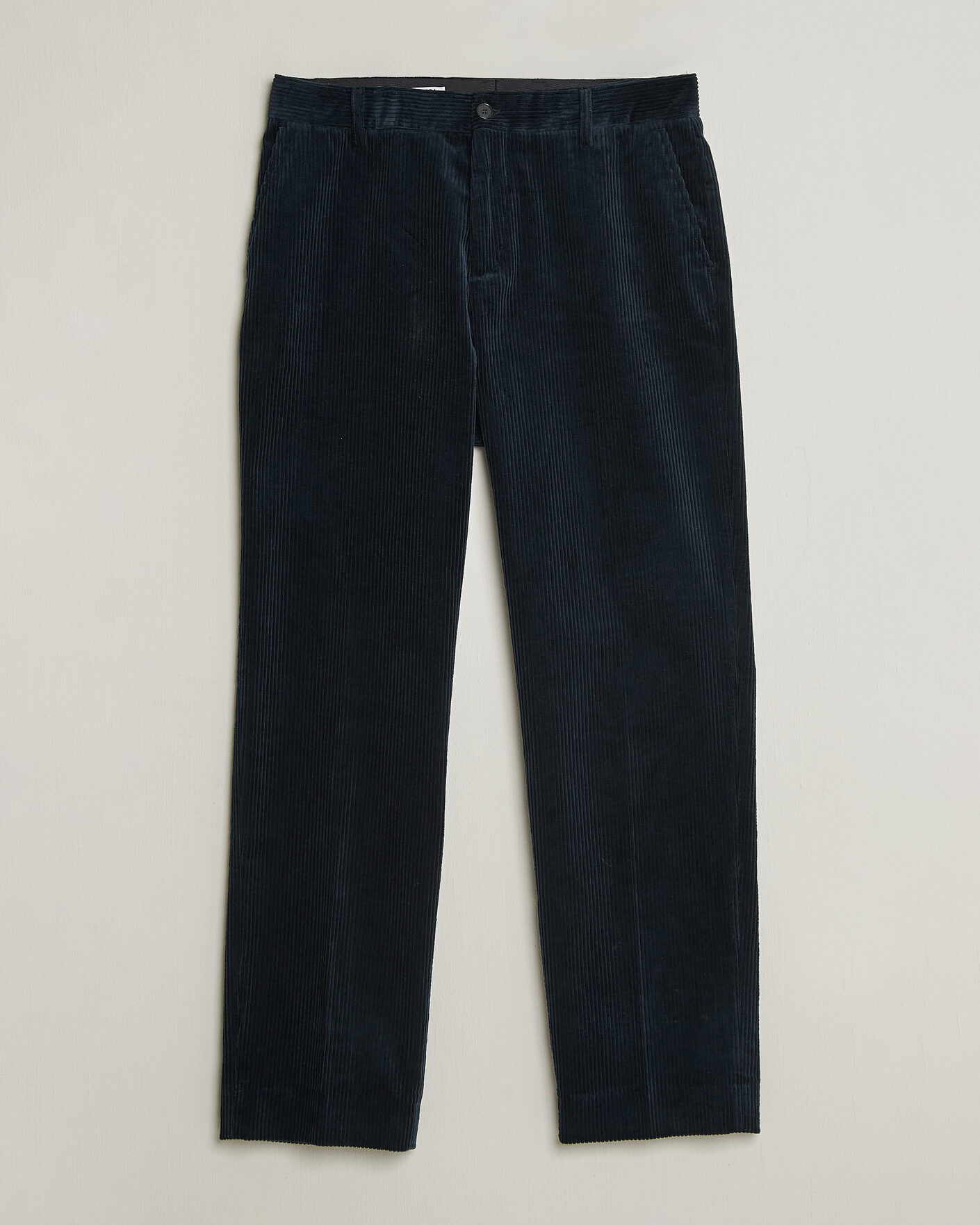 Homme | Pantalons | Filippa K | Julian Corduroy Chino Trousers Dark Navy