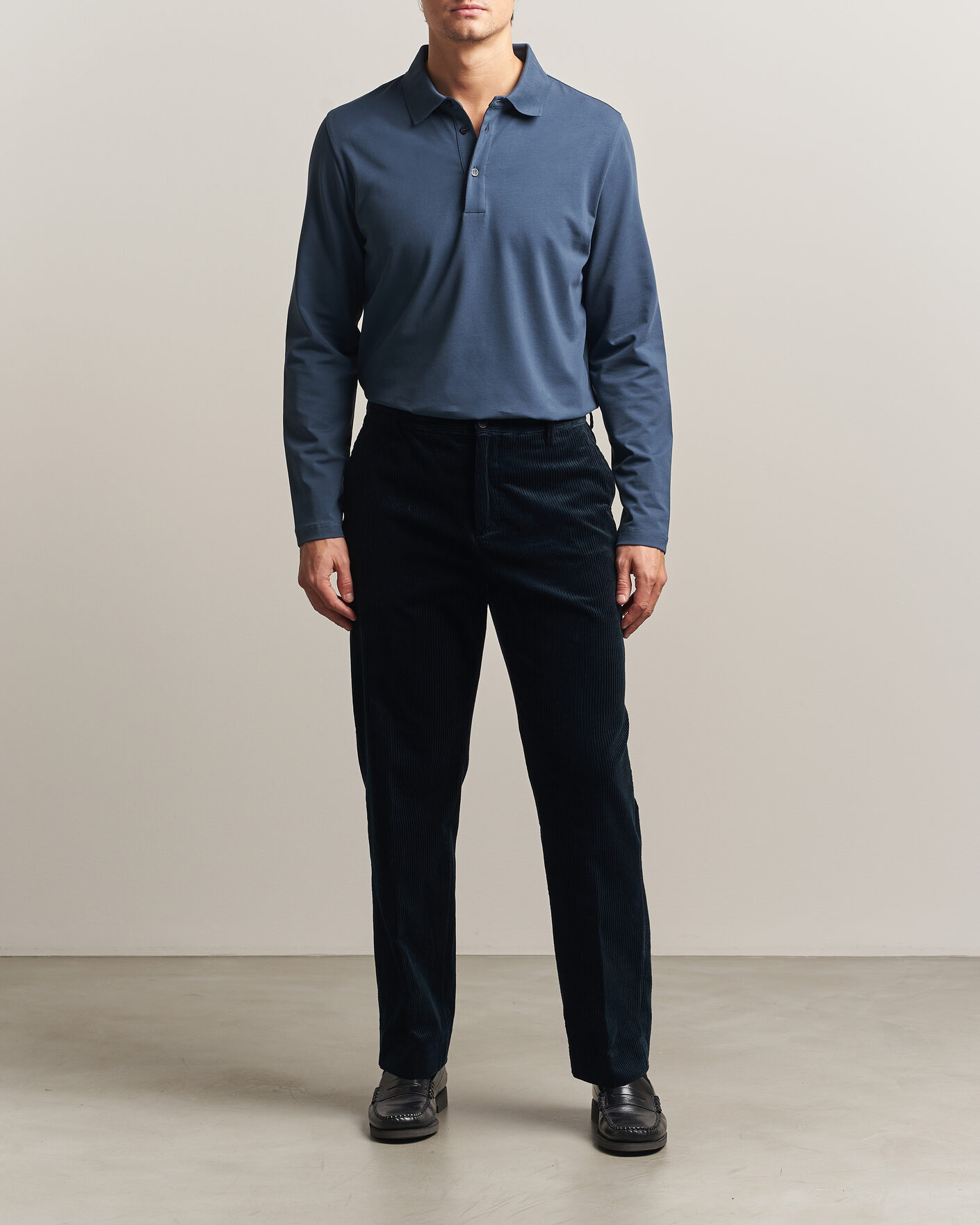 Homme | Pantalons | Filippa K | Julian Corduroy Chino Trousers Dark Navy