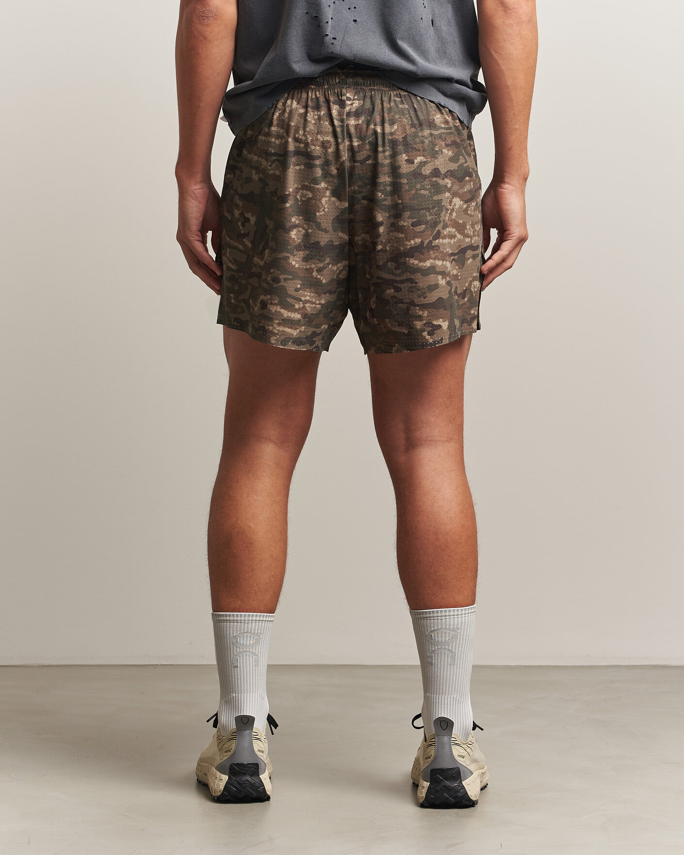 Homme | Shorts | Satisfy | Space-O 5 Inch Shorts Overland Trek Camo