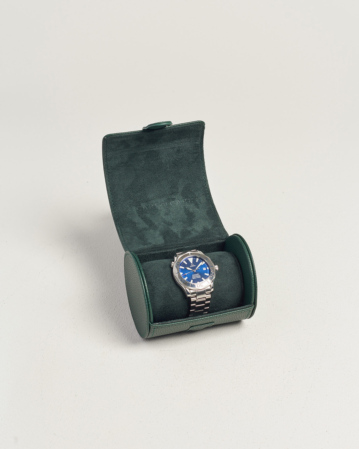Homme | Pre-Owned & Vintage Watches | Omega Pre-Owned | Seamaster 300M Electric Blue