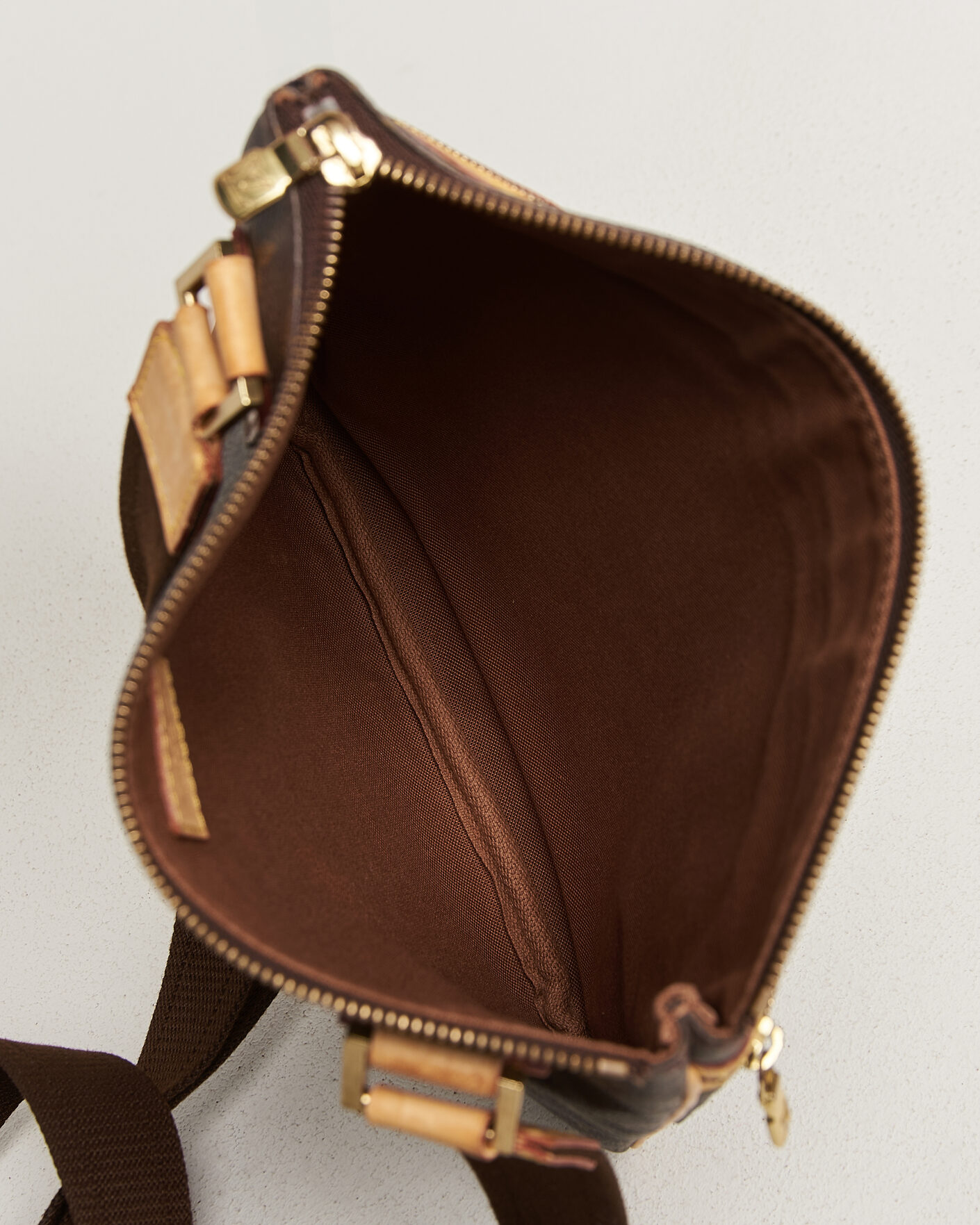 Homme | Pre-Owned & Vintage Bags | Louis Vuitton Pre-Owned | Bosphore Pochette Monogram