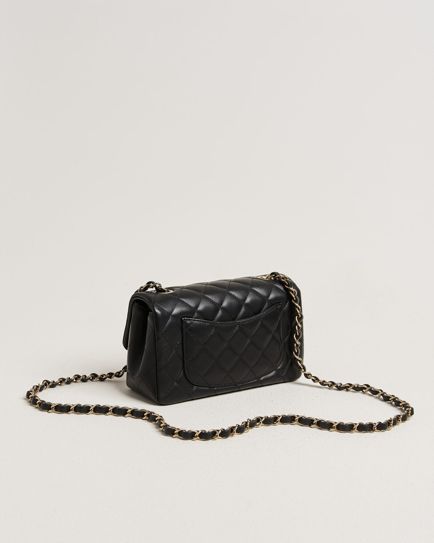 Homme | Pre-Owned & Vintage Bags | Chanel Pre-Owned | Classic Mini Rectangular Single Flap Bag Lambskin Black
