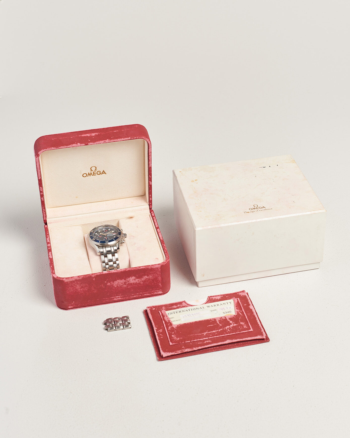 Homme | Pre-Owned & Vintage Watches | Omega Pre-Owned | Seamaster 300M Chrono