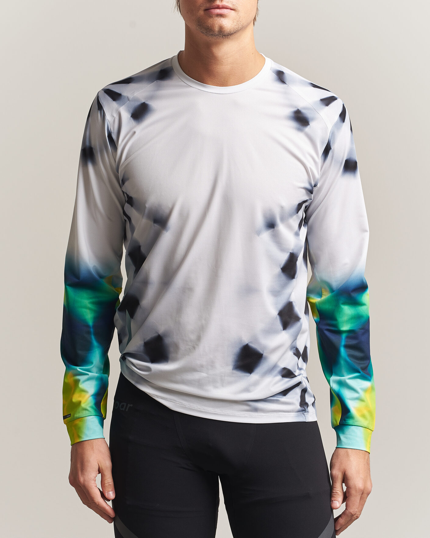 Homme | T-shirts | SOAR Running | LS Printed Tech T-Shirt White/Grey