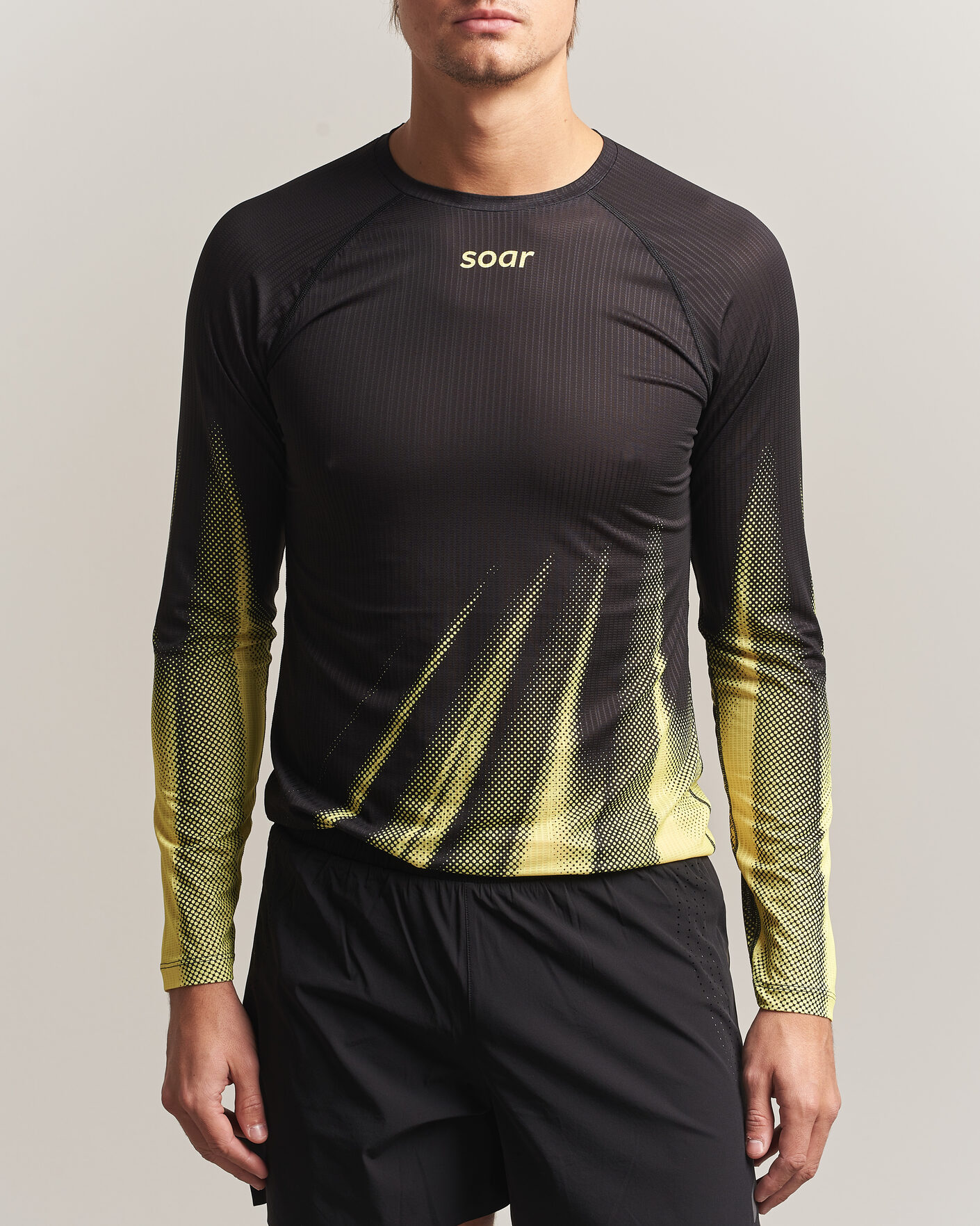 Homme | T-shirts | SOAR Running | LS Race Base Yellow/Black