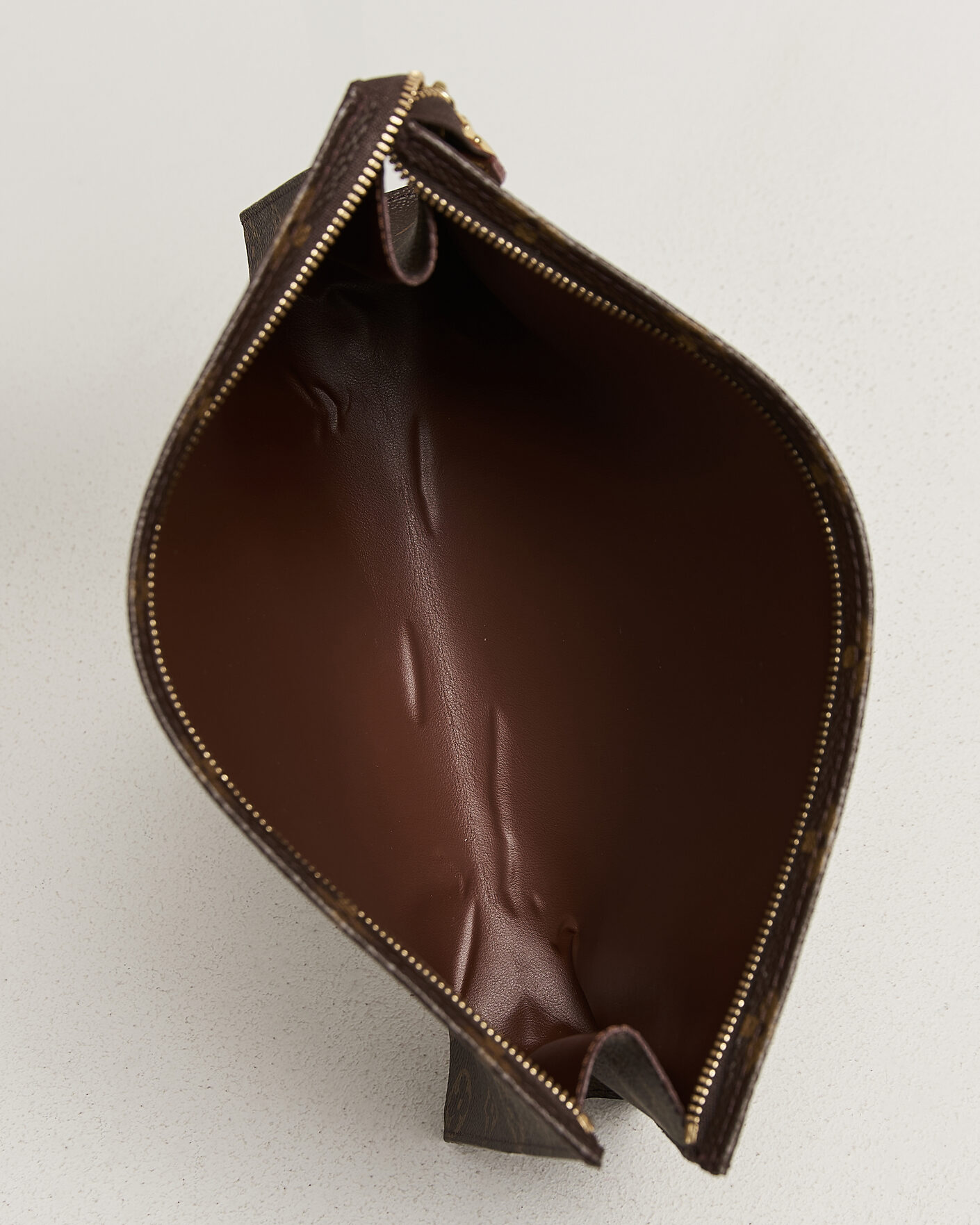 Homme | Pre-Owned & Vintage Bags | Louis Vuitton Pre-Owned | Poche Toilette NM Monogram