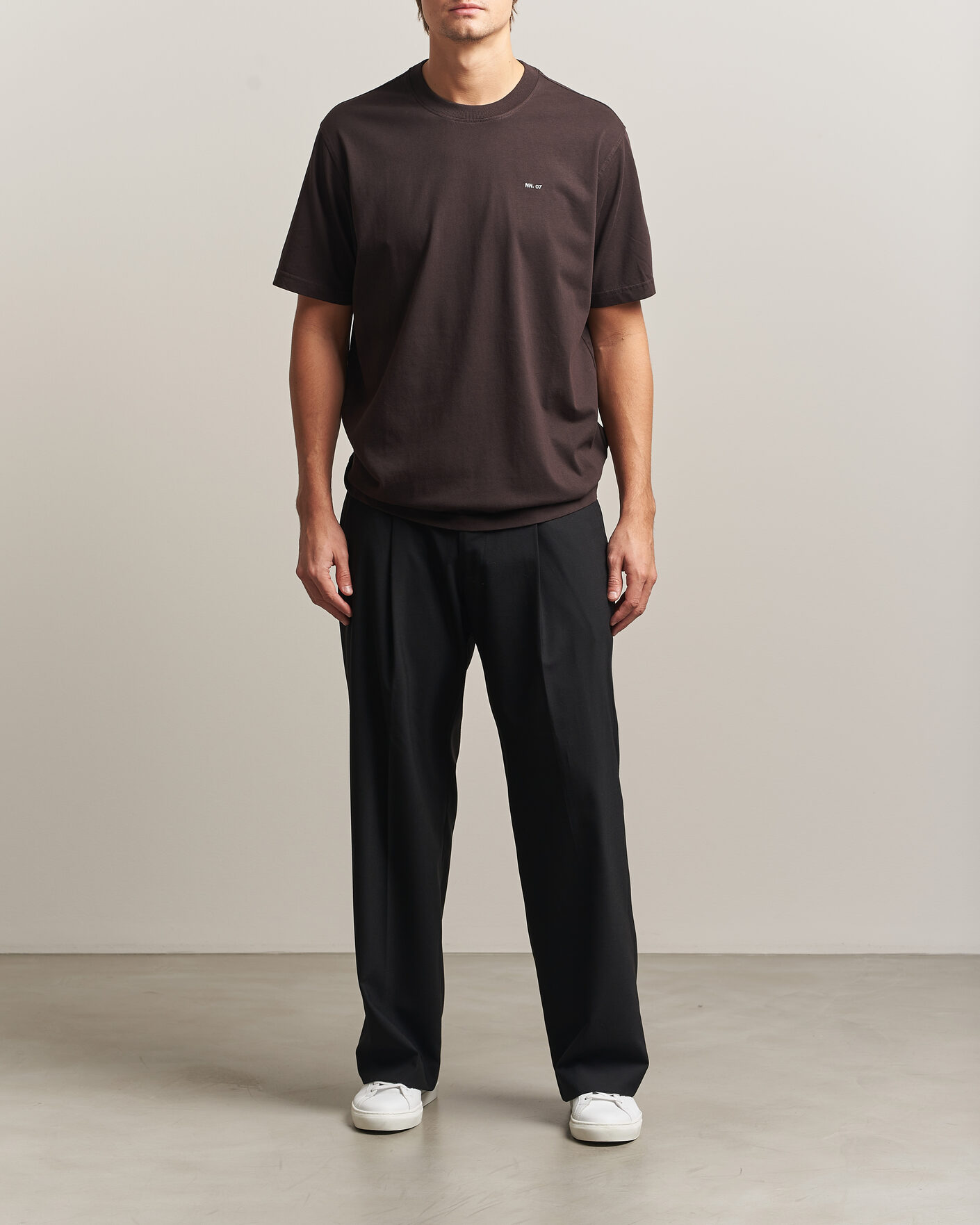 Homme | T-shirts | NN07 | Adam Crew Neck T-Shirt Deep Truffle