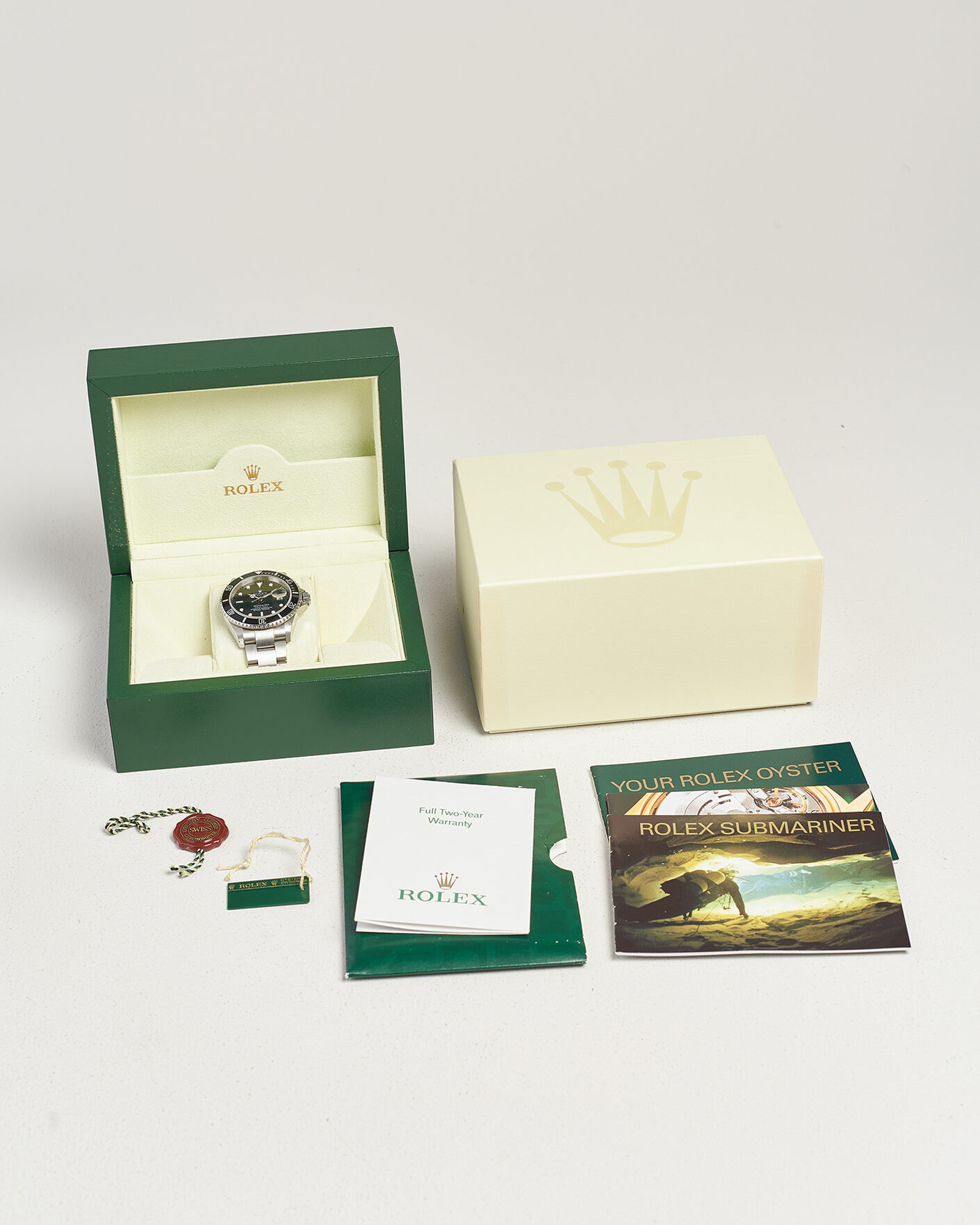 Homme | Pre-Owned & Vintage Watches | Rolex Pre-Owned | Submariner Date