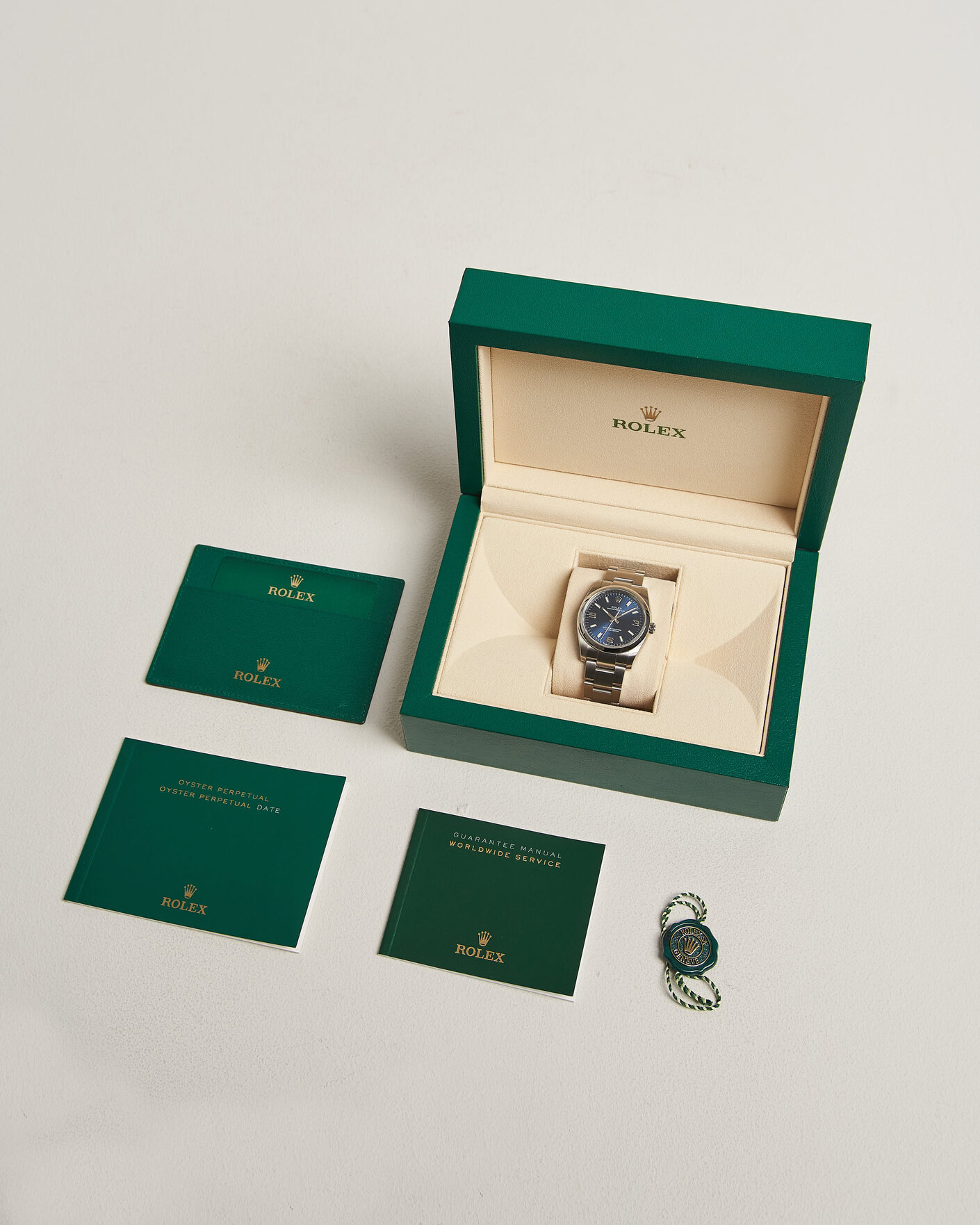 Homme | Pre-Owned & Vintage Watches | Rolex Pre-Owned | Oyster Perpetual 34