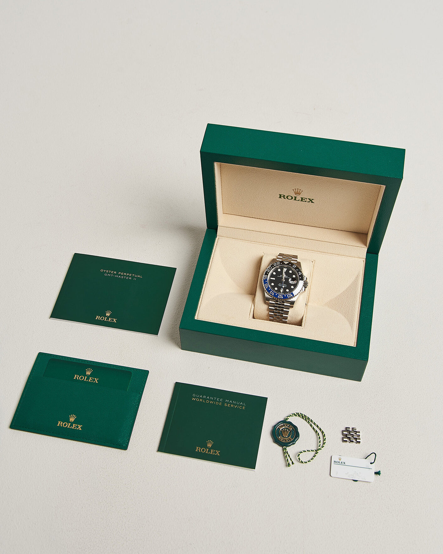Homme | Pre-Owned & Vintage Watches | Rolex Pre-Owned | GMT-Master II Batgirl 