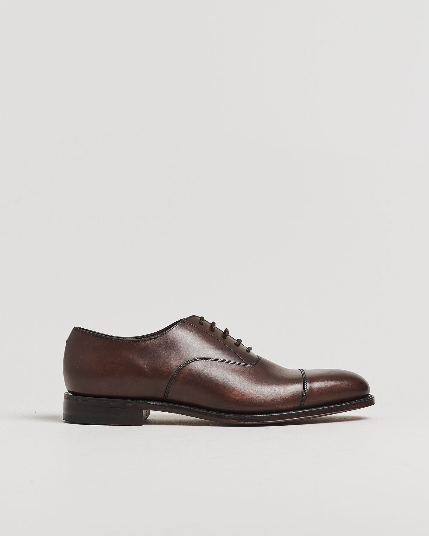 Homme | Pre-owned Chaussures cousues trépointe | Pre-owned | Loake 1880 Aldwych Oxford Dark Brown Calf UK9,5 - EU43,5