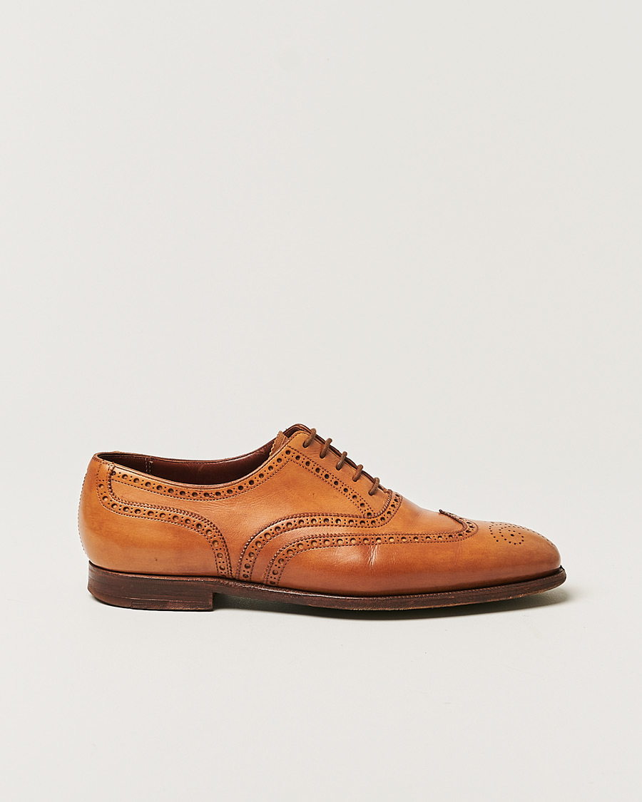 Homme | Crockett & Jones Handgrade Clifford Oxford Brogue Tan Calf | Pre-owned | Crockett & Jones Handgrade Clifford Oxford Brogue Tan Calf
