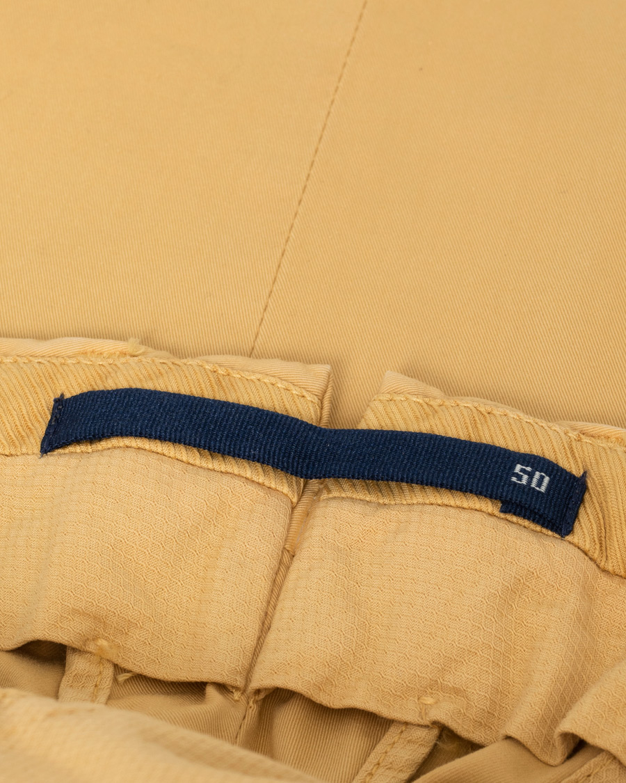 Homme | Incotex Slim Fit Stretch Chinos Pale Yellow 50 | Pre-owned | Incotex Slim Fit Stretch Chinos Pale Yellow 50