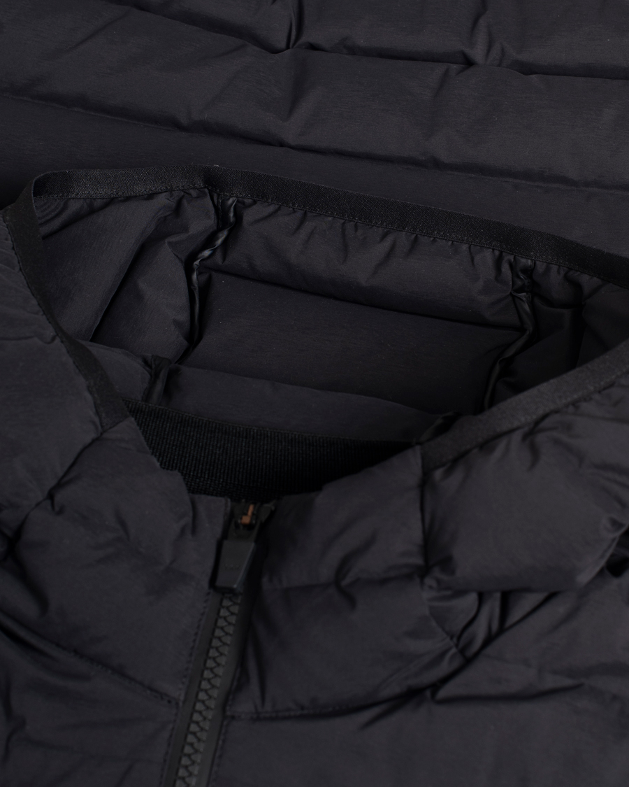 Homme | Manteaux Et Vestes | Pre-owned | UBR Sonic Delta Hooded Jacket Black Storm