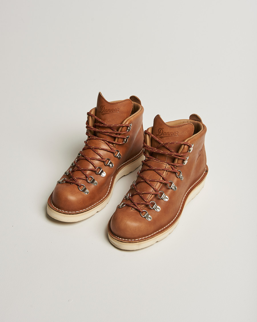 Homme | Danner Mountain Light GORE-TEX Boot Kenton | Pre-owned | Danner Mountain Light GORE-TEX Boot Kenton