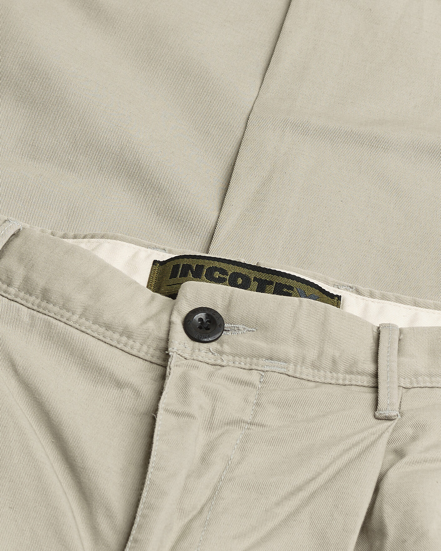 Homme | Pre-owned Pantalons | Pre-owned | Incotex Tapered Fit Pleated Linen Slacks Light Beige W33