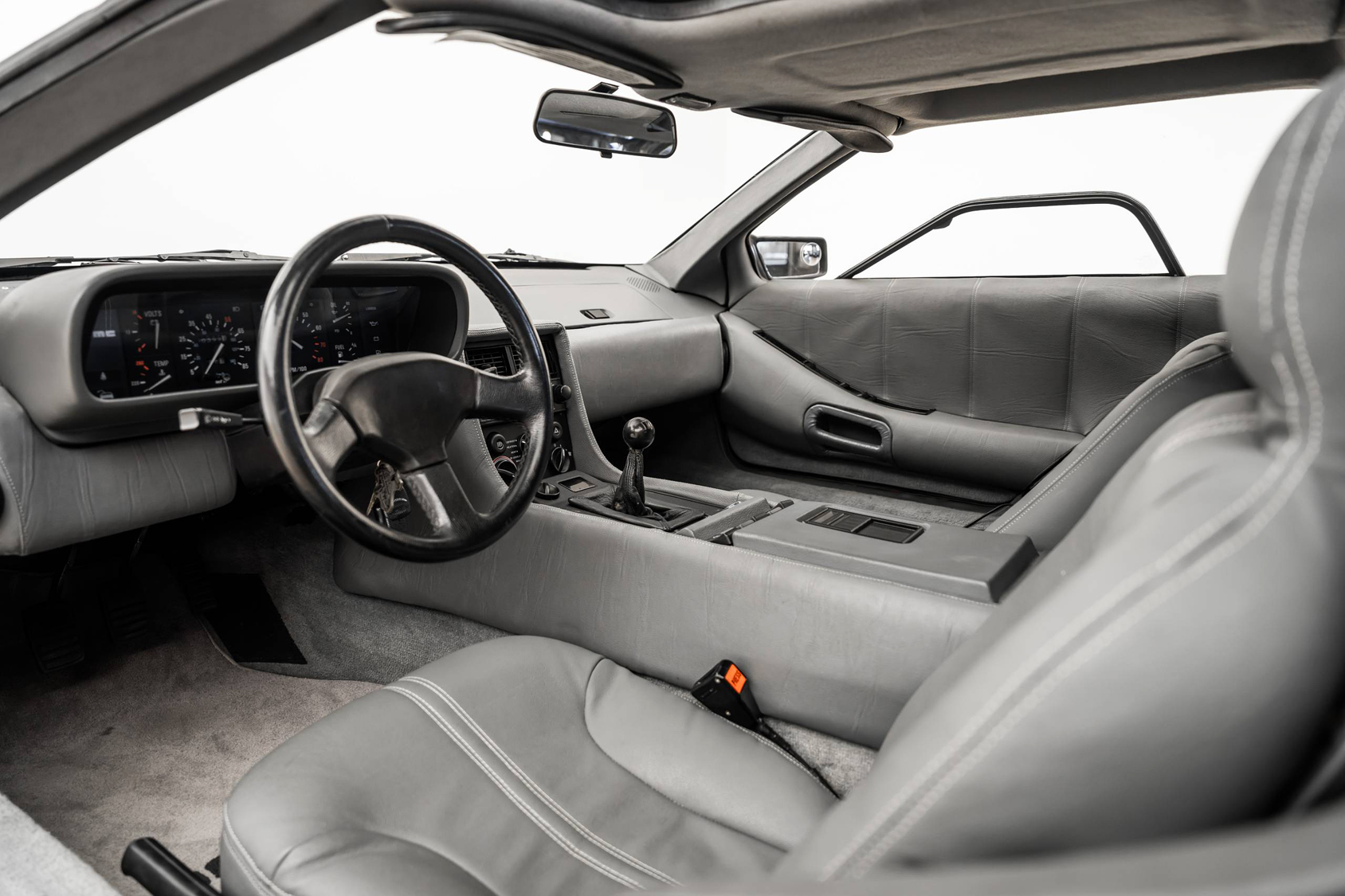 Homme | | Pre-Owned & Vintage Cars | DeLorean DMC-12 ***SOLD***