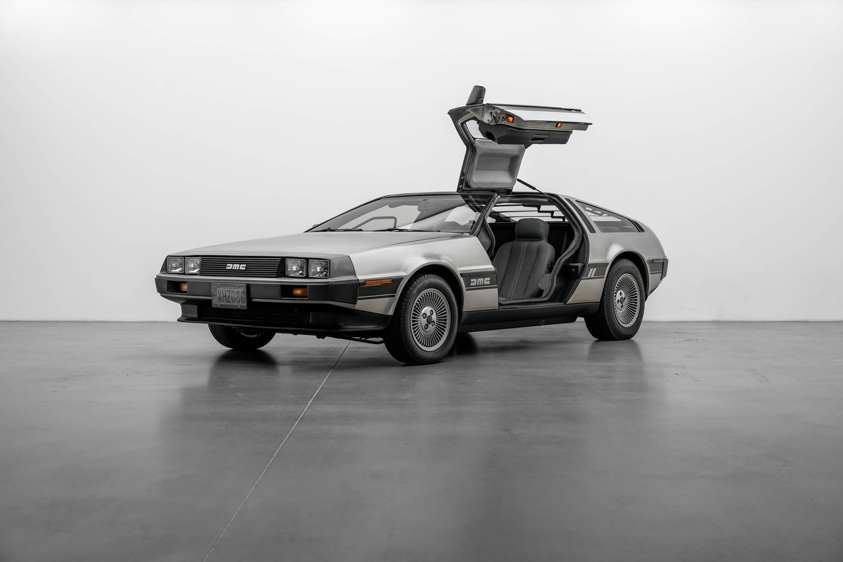 Homme | | Pre-Owned & Vintage Cars | DeLorean DMC-12 ***SOLD***