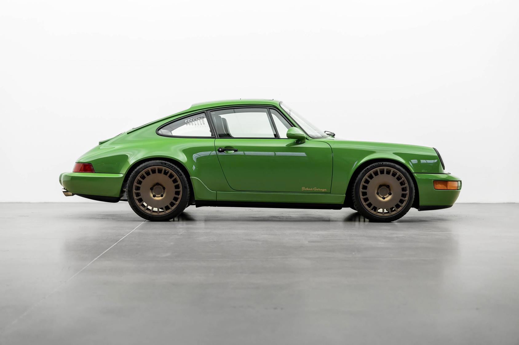 Homme | | Pre-Owned & Vintage Cars | Porsche 911 Carrera 4 “Redrum” ***SOLD***